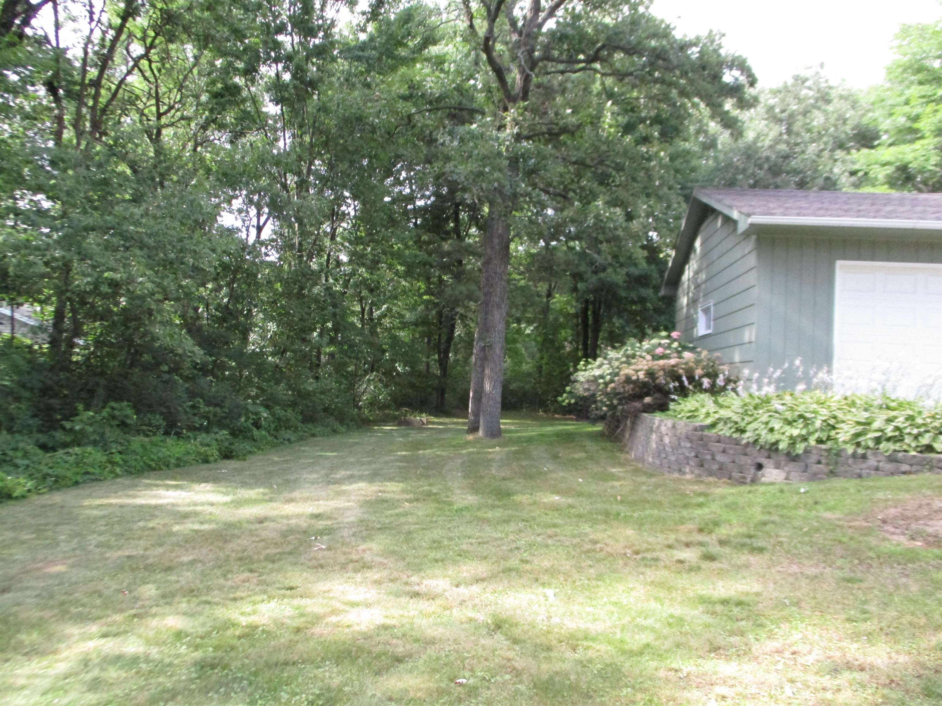 5554 JEFFERSON STREET, Stevens Point, Wisconsin 54482, 3 Bedrooms Bedrooms, ,2 BathroomsBathrooms,Residential,For Sale,5554 JEFFERSON STREET,22603479