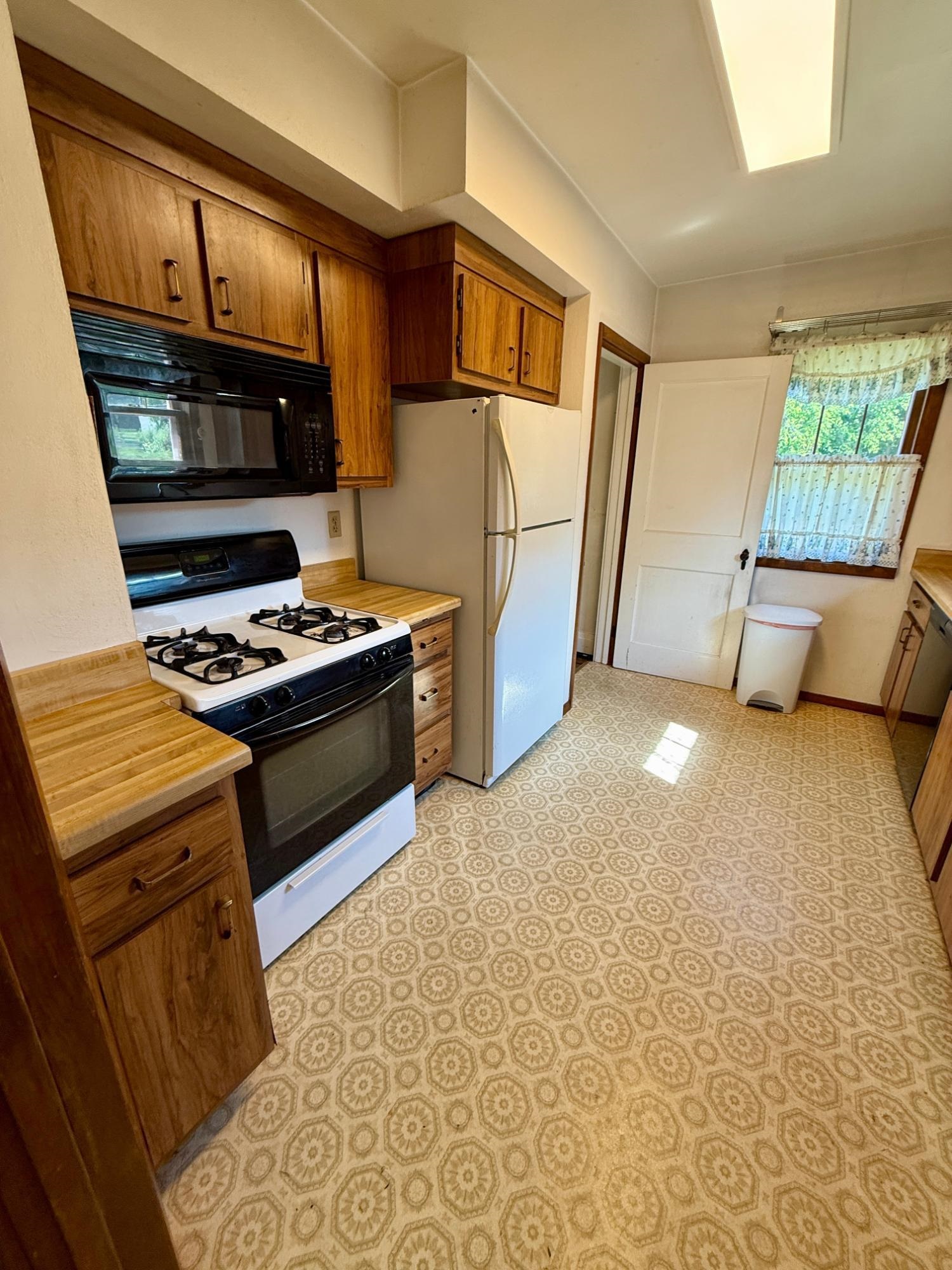 804 STARK STREET, Wausau, Wisconsin 54403, 4 Bedrooms Bedrooms, ,1 BathroomBathrooms,Residential,For Sale,804 STARK STREET,22603483