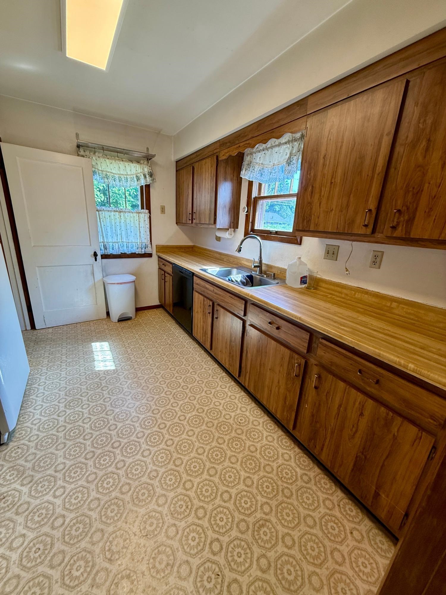 804 STARK STREET, Wausau, Wisconsin 54403, 4 Bedrooms Bedrooms, ,1 BathroomBathrooms,Residential,For Sale,804 STARK STREET,22603483