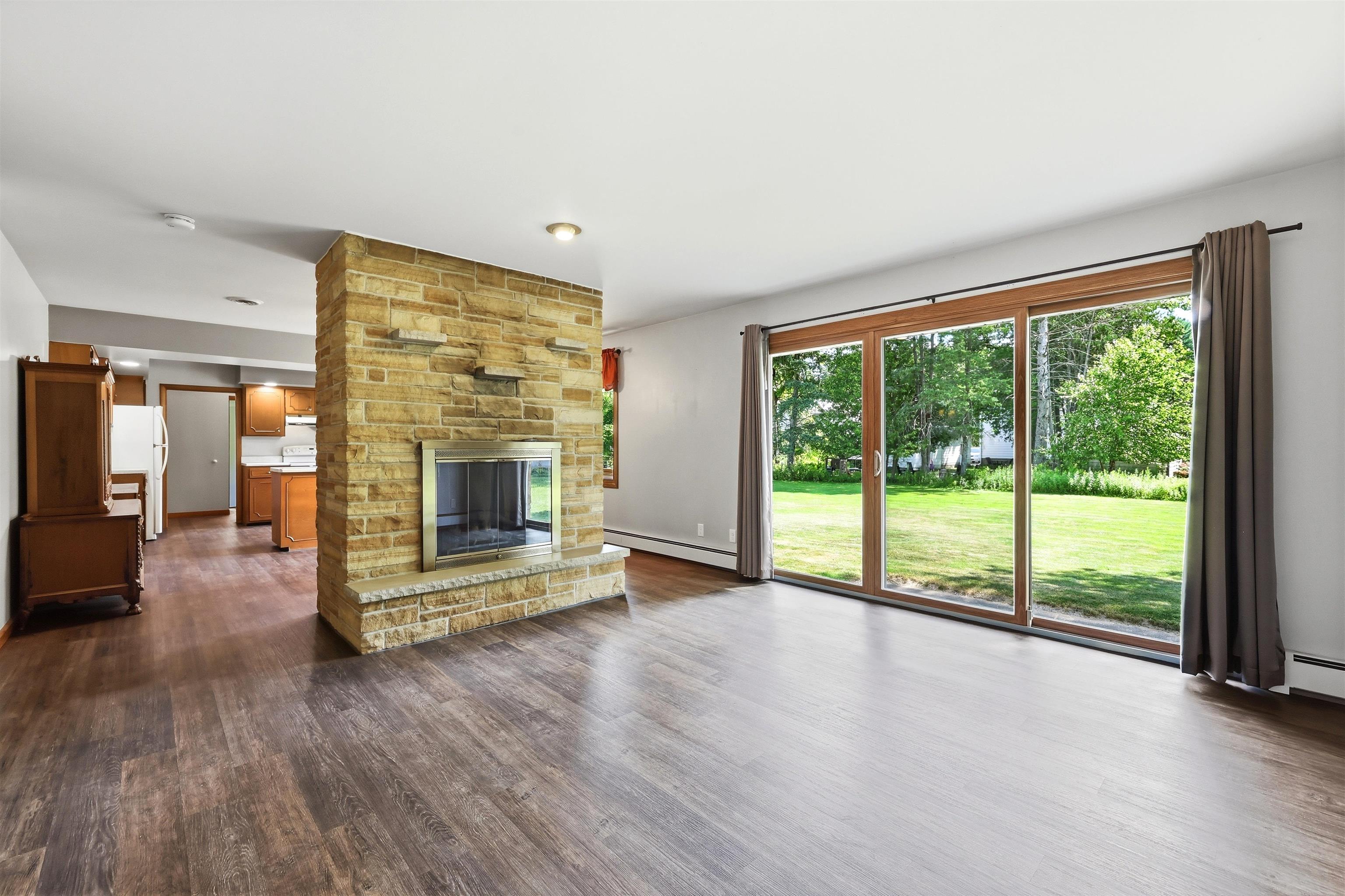 211 MEADOW STREET, Stevens Point, Wisconsin 54481, 3 Bedrooms Bedrooms, ,2 BathroomsBathrooms,Residential,For Sale,211 MEADOW STREET,22603489