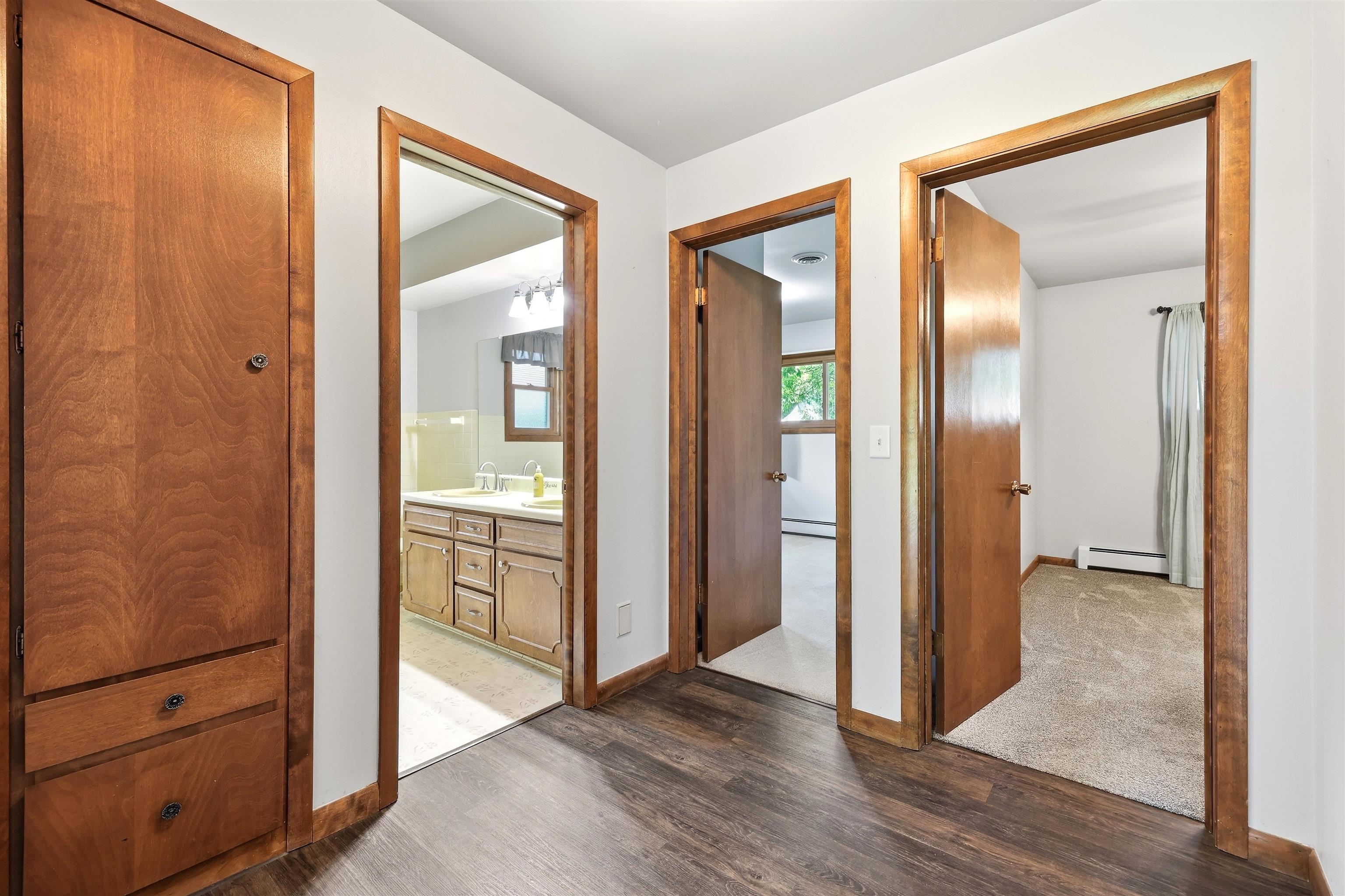 211 MEADOW STREET, Stevens Point, Wisconsin 54481, 3 Bedrooms Bedrooms, ,2 BathroomsBathrooms,Residential,For Sale,211 MEADOW STREET,22603489