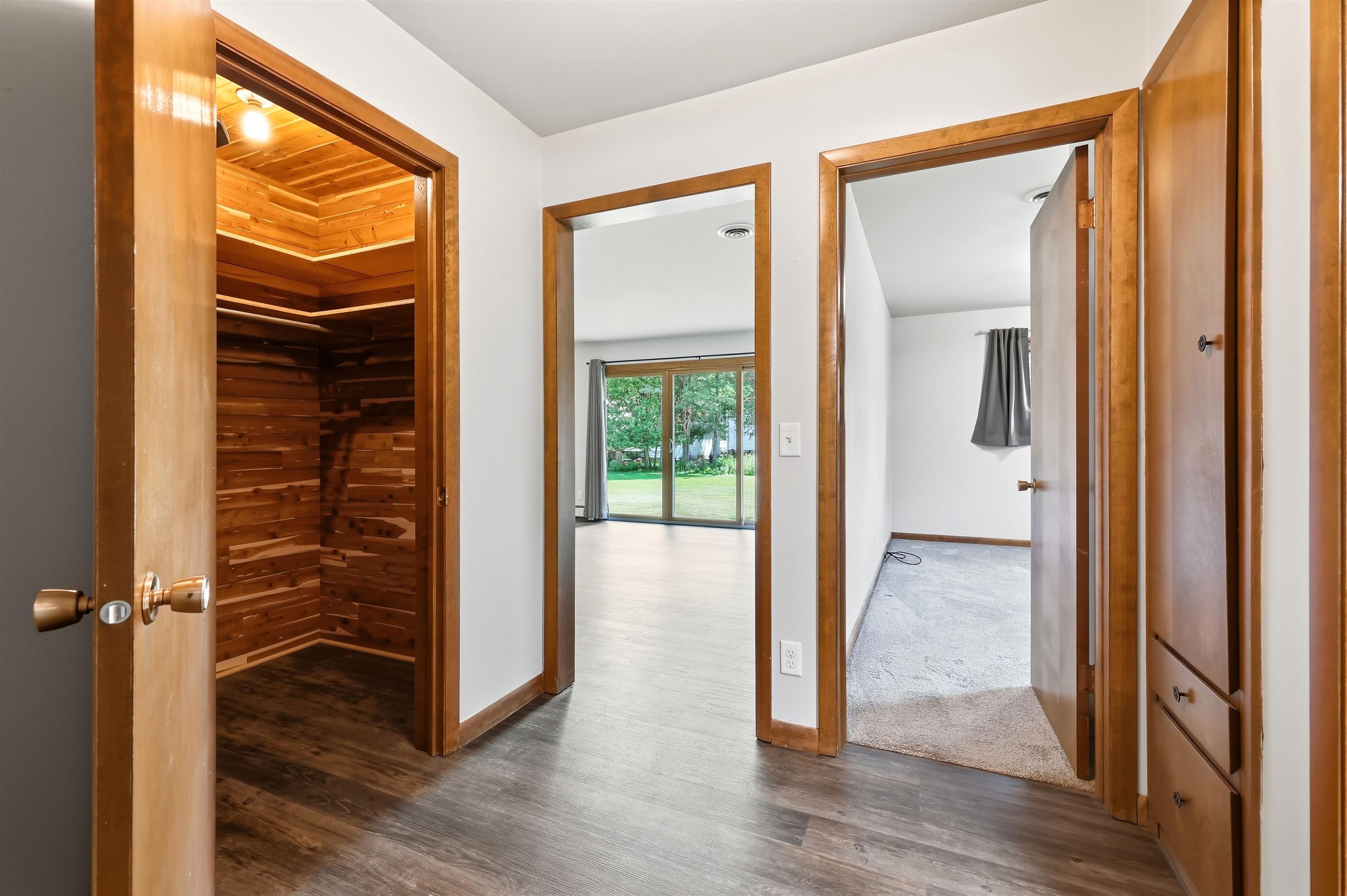 211 MEADOW STREET, Stevens Point, Wisconsin 54481, 3 Bedrooms Bedrooms, ,2 BathroomsBathrooms,Residential,For Sale,211 MEADOW STREET,22603489