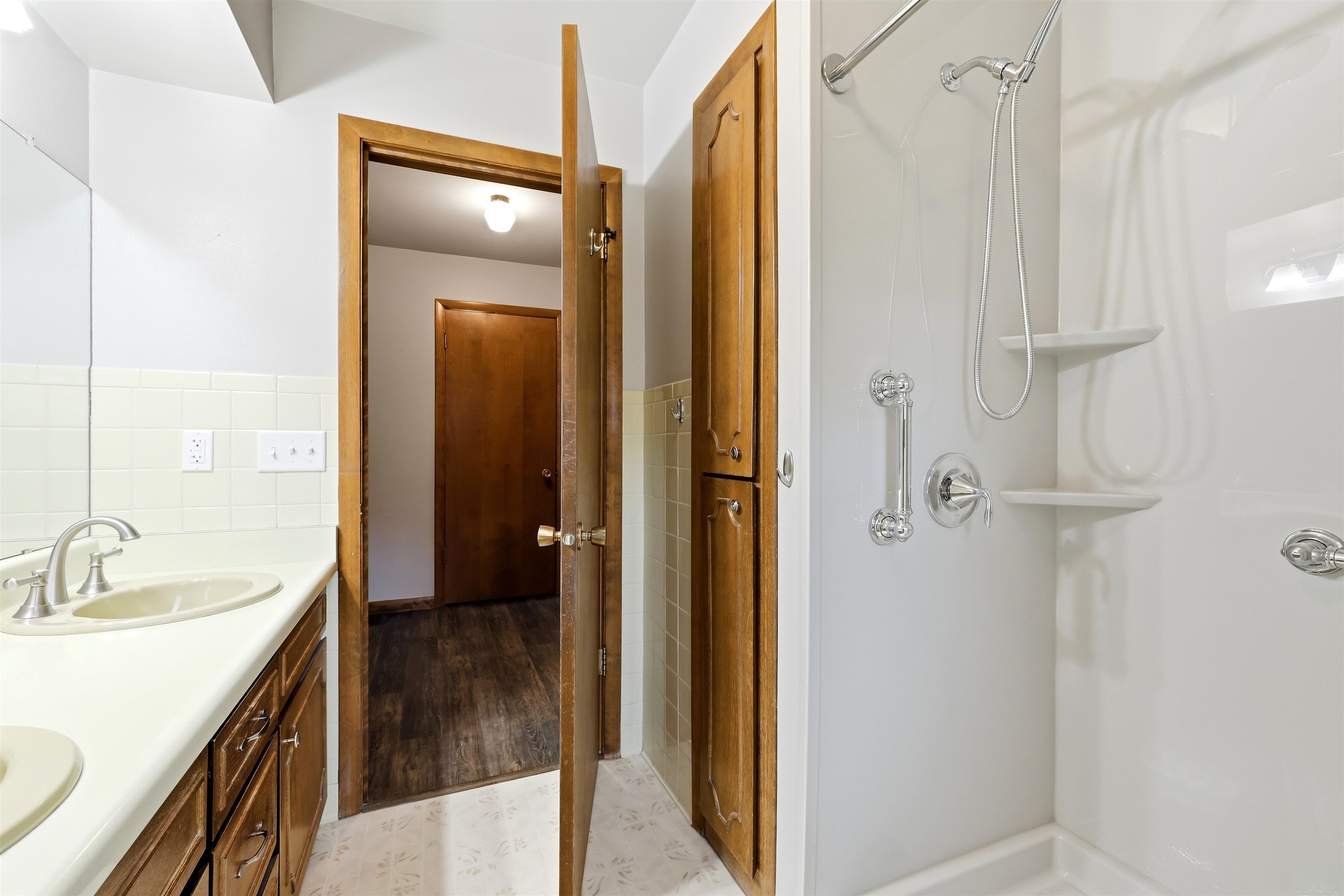 211 MEADOW STREET, Stevens Point, Wisconsin 54481, 3 Bedrooms Bedrooms, ,2 BathroomsBathrooms,Residential,For Sale,211 MEADOW STREET,22603489