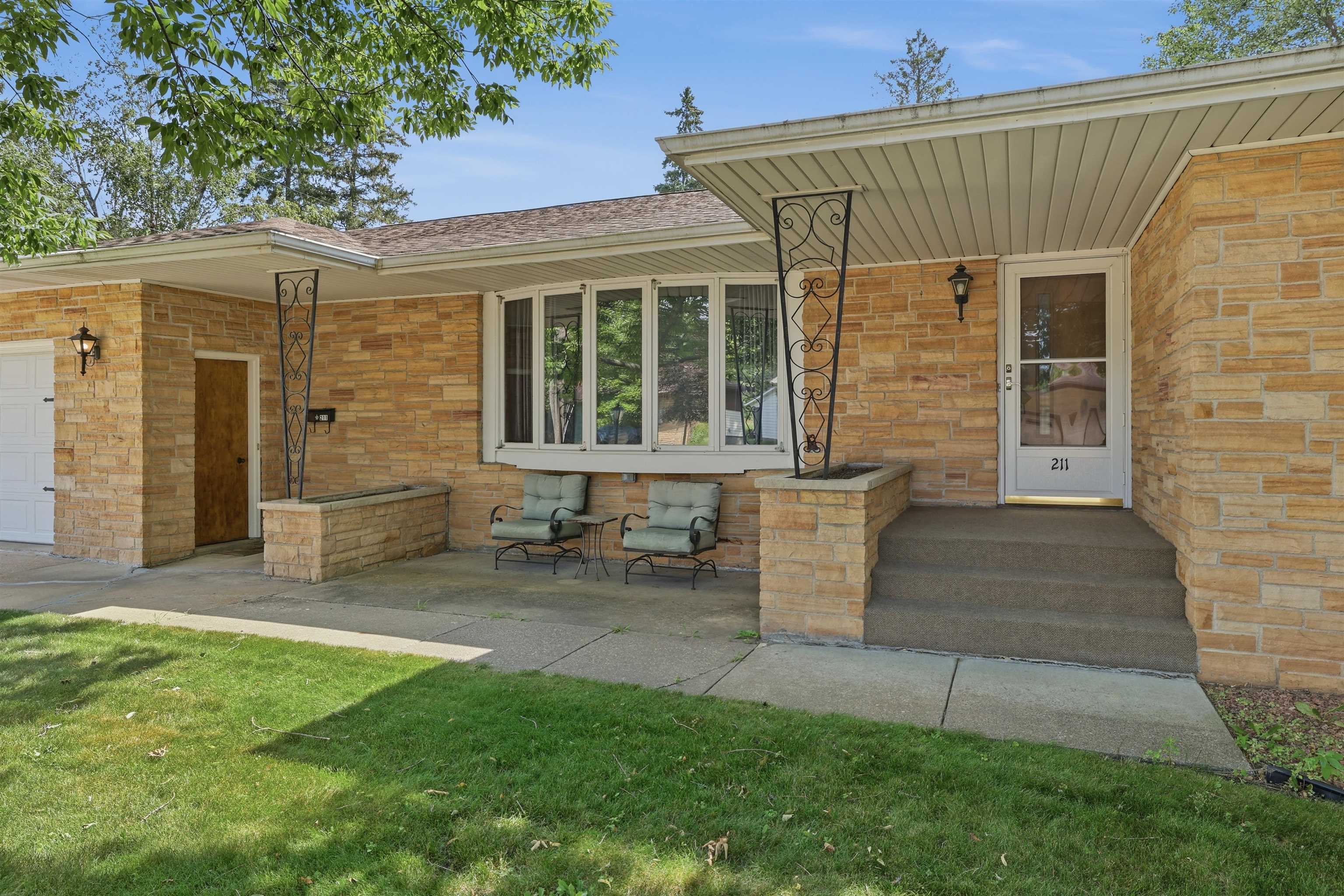 211 MEADOW STREET, Stevens Point, Wisconsin 54481, 3 Bedrooms Bedrooms, ,2 BathroomsBathrooms,Residential,For Sale,211 MEADOW STREET,22603489