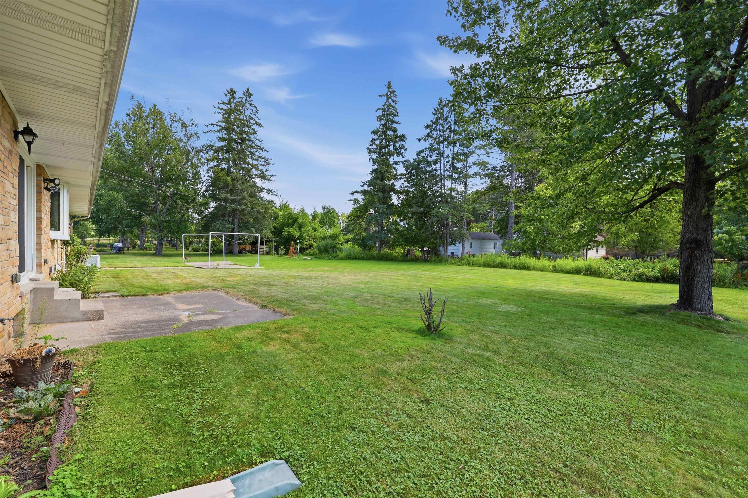 211 MEADOW STREET, Stevens Point, Wisconsin 54481, 3 Bedrooms Bedrooms, ,2 BathroomsBathrooms,Residential,For Sale,211 MEADOW STREET,22603489