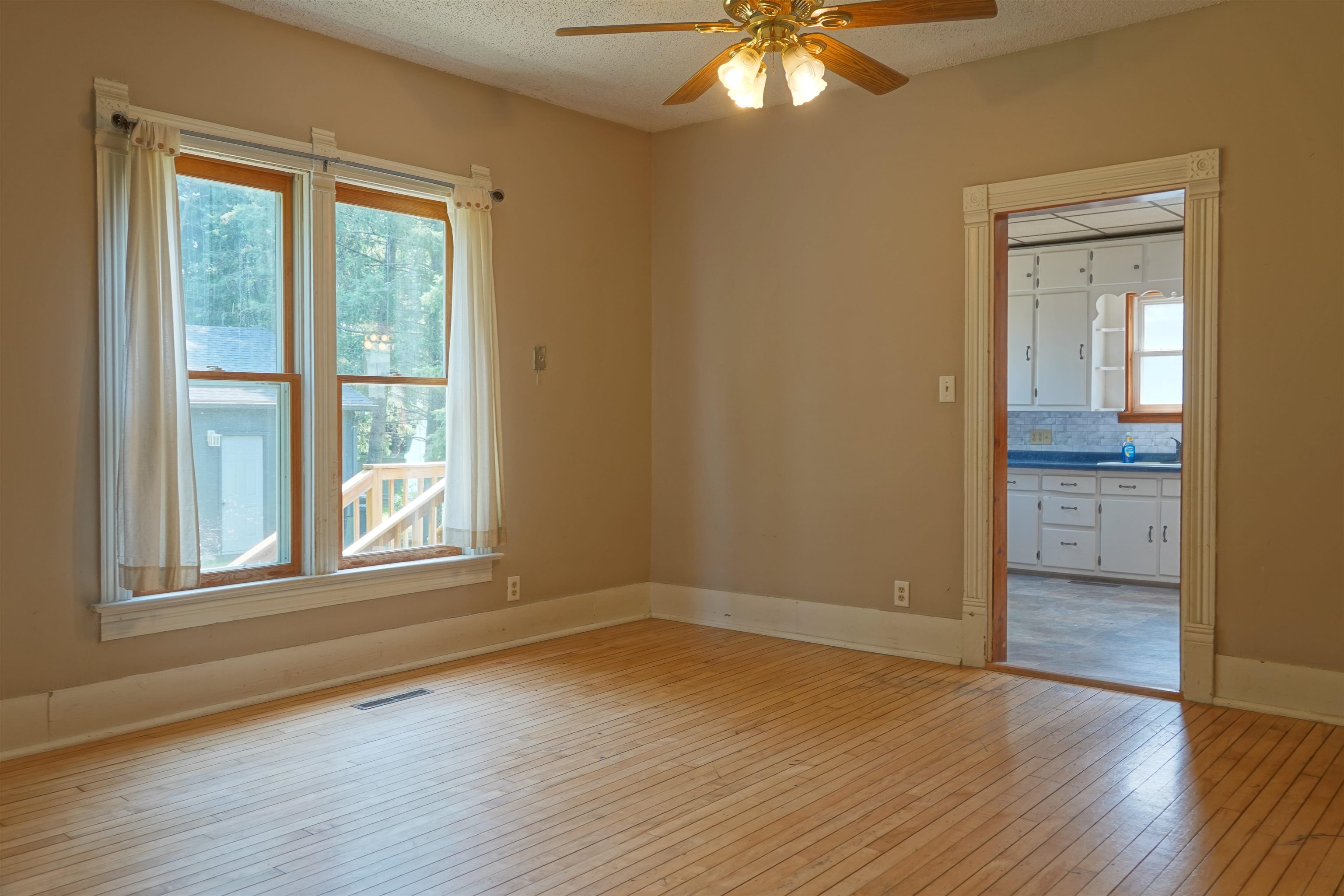 530 W MAPLE STREET, Medford, Wisconsin 54451, 4 Bedrooms Bedrooms, ,1 BathroomBathrooms,Residential,For Sale,530 W MAPLE STREET,22603499