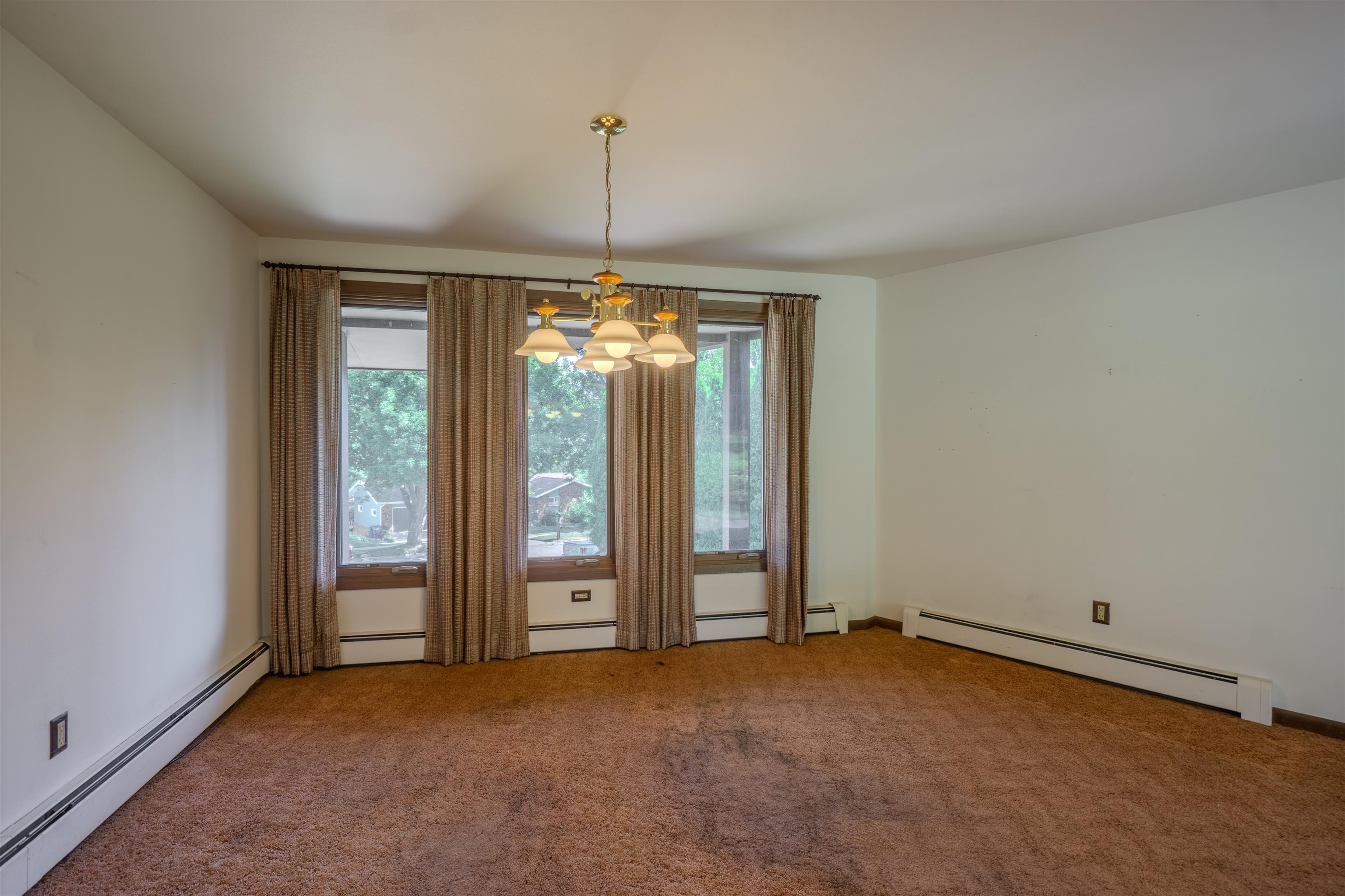 1311 PINE STREET, Wausau, Wisconsin 54401, 4 Bedrooms Bedrooms, ,2 BathroomsBathrooms,Residential,For Sale,1311 PINE STREET,22603501