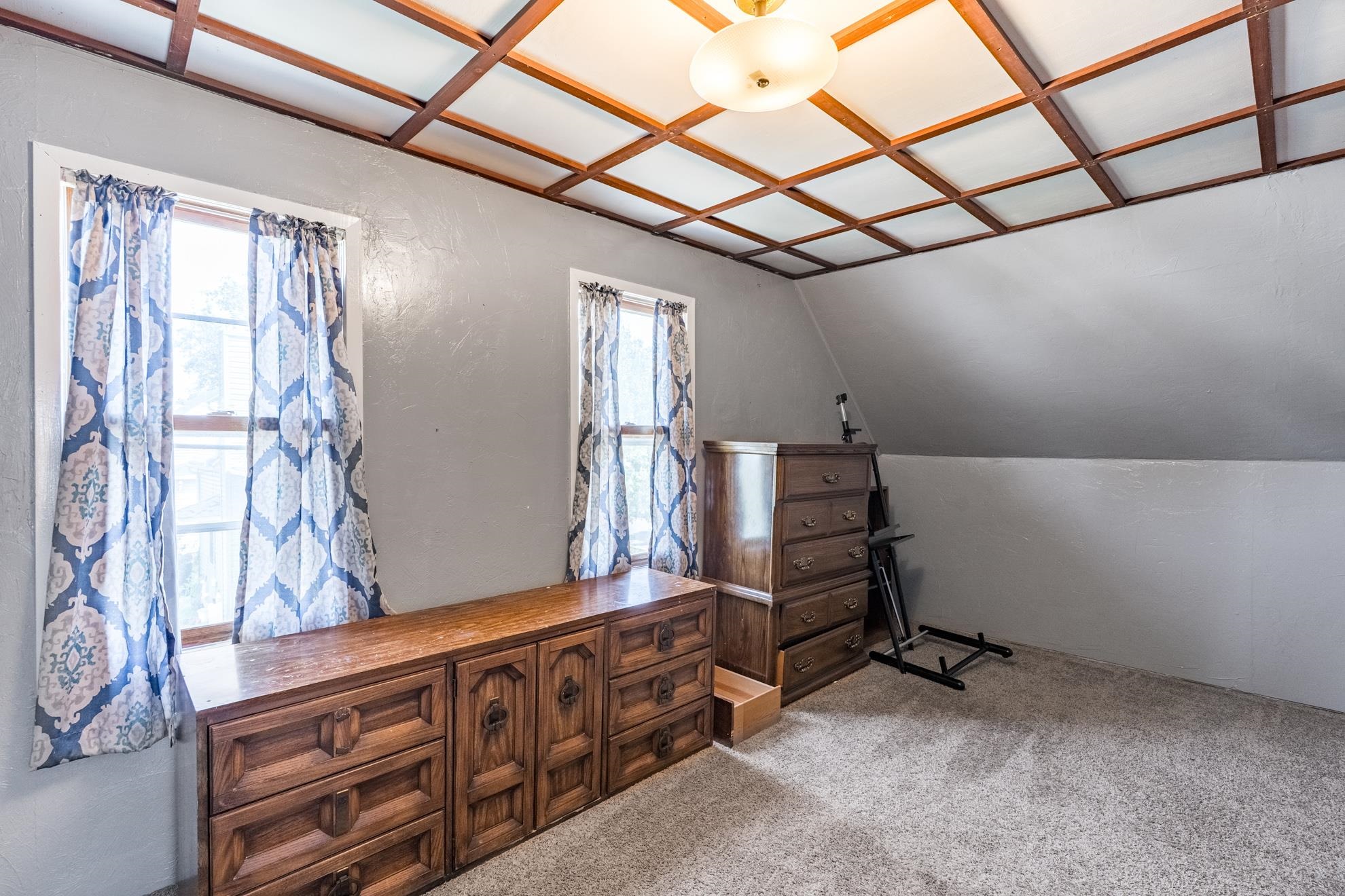 1242 S 9TH AVENUE, Wausau, Wisconsin 54401, 3 Bedrooms Bedrooms, ,1 BathroomBathrooms,Residential,For Sale,1242 S 9TH AVENUE,22603508
