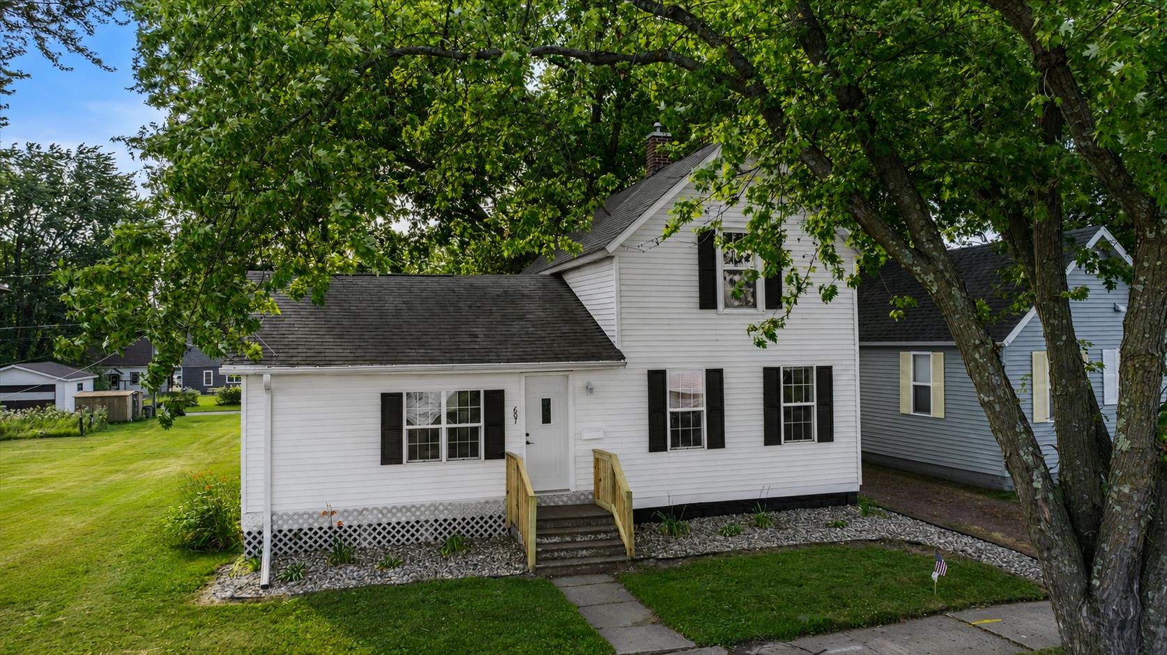 607 N MAPLE AVENUE, Marshfield, Wisconsin 54449, 3 Bedrooms Bedrooms, ,1 BathroomBathrooms,Residential,For Sale,607 N MAPLE AVENUE,22603512