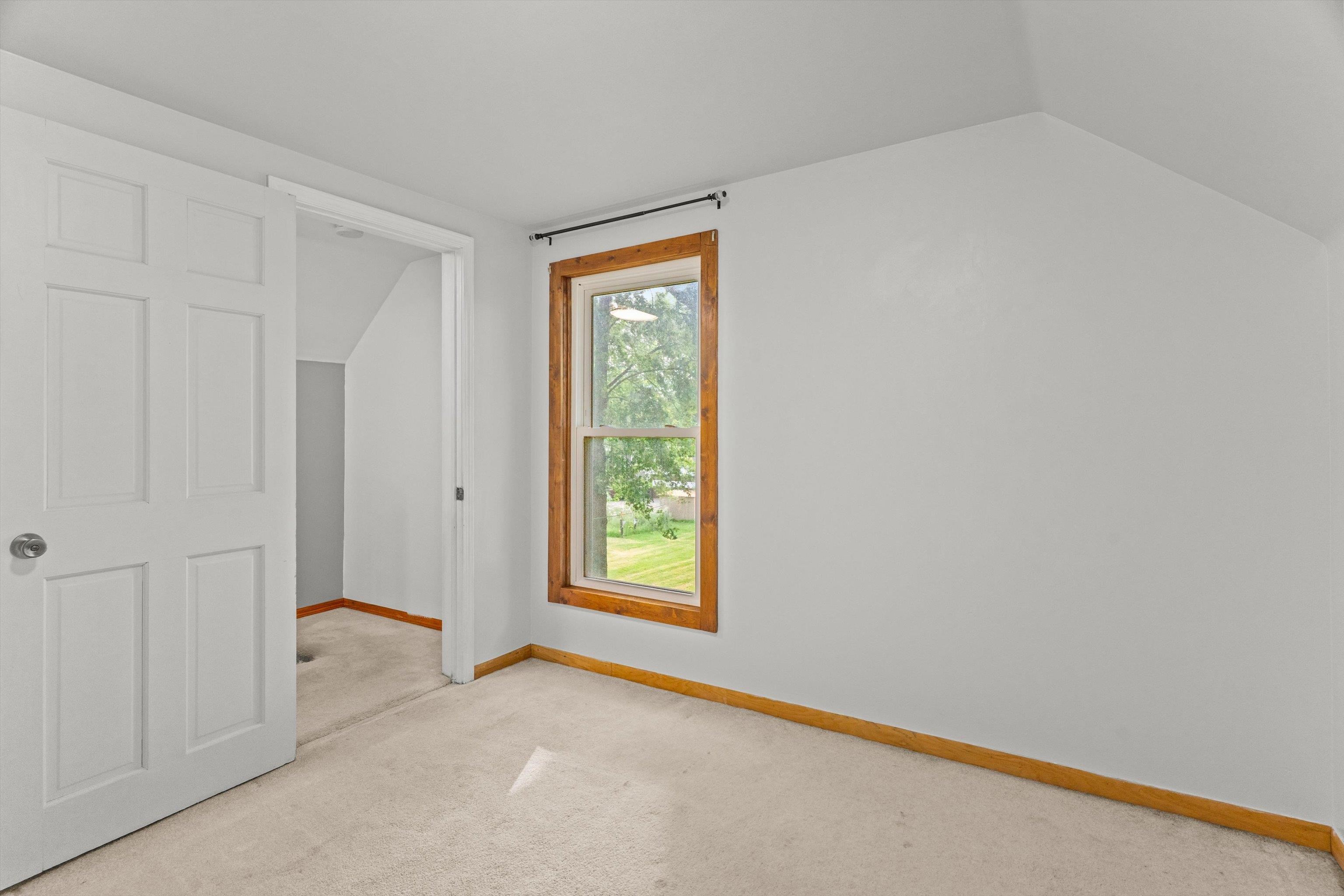 607 N MAPLE AVENUE, Marshfield, Wisconsin 54449, 3 Bedrooms Bedrooms, ,1 BathroomBathrooms,Residential,For Sale,607 N MAPLE AVENUE,22603512