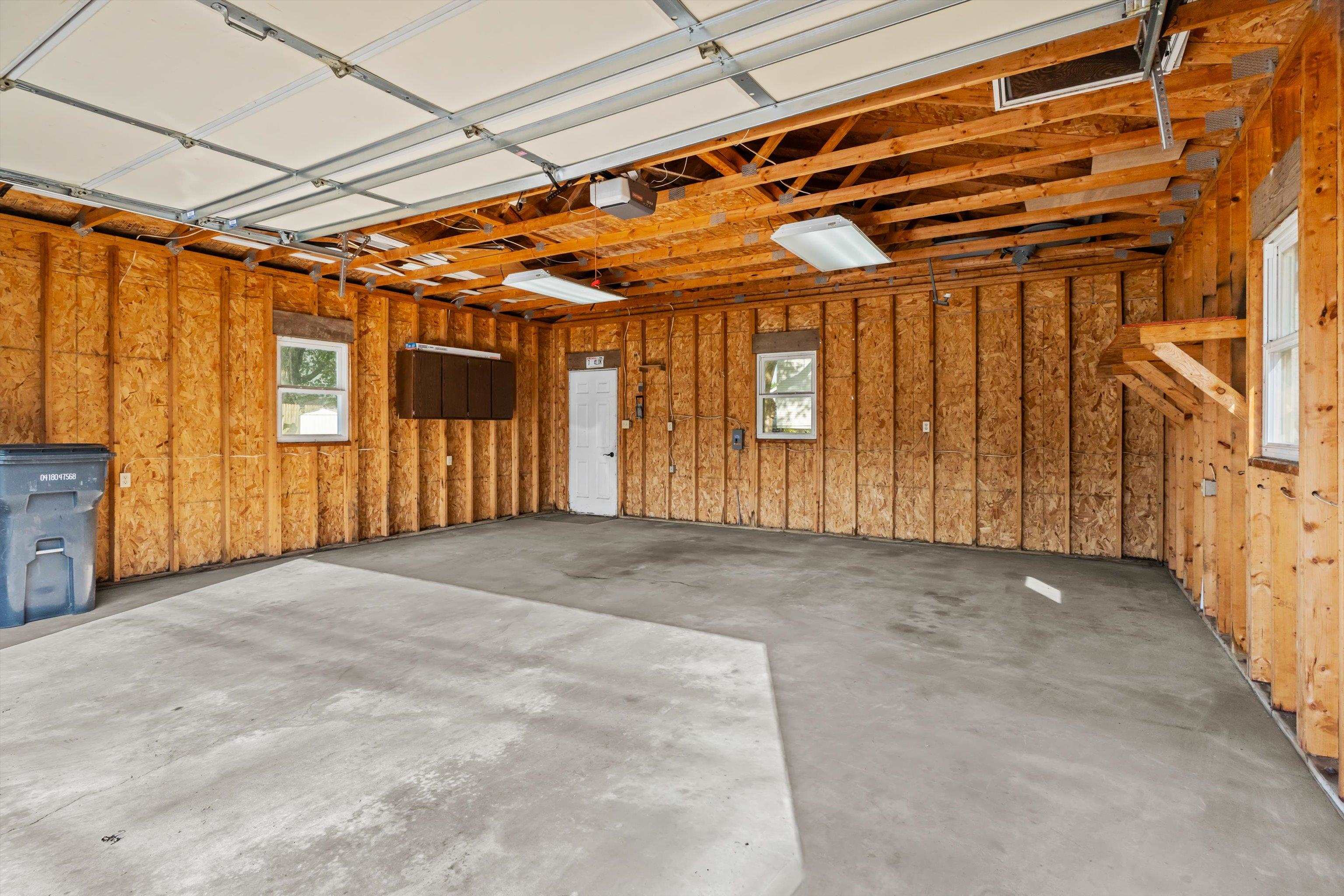 607 N MAPLE AVENUE, Marshfield, Wisconsin 54449, 3 Bedrooms Bedrooms, ,1 BathroomBathrooms,Residential,For Sale,607 N MAPLE AVENUE,22603512