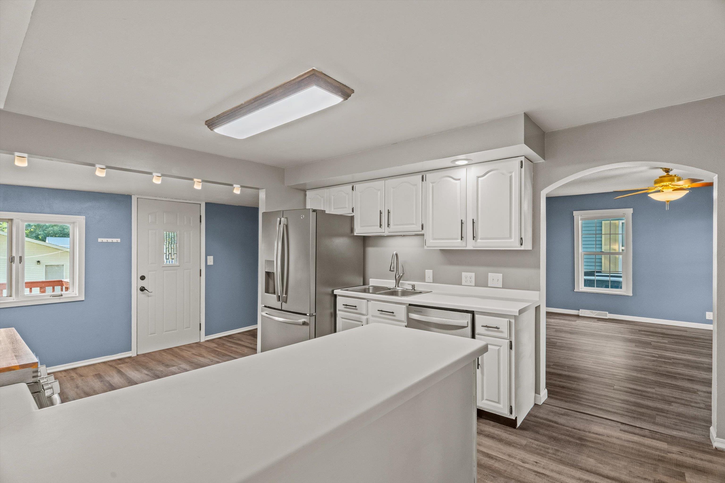 607 N MAPLE AVENUE, Marshfield, Wisconsin 54449, 3 Bedrooms Bedrooms, ,1 BathroomBathrooms,Residential,For Sale,607 N MAPLE AVENUE,22603512