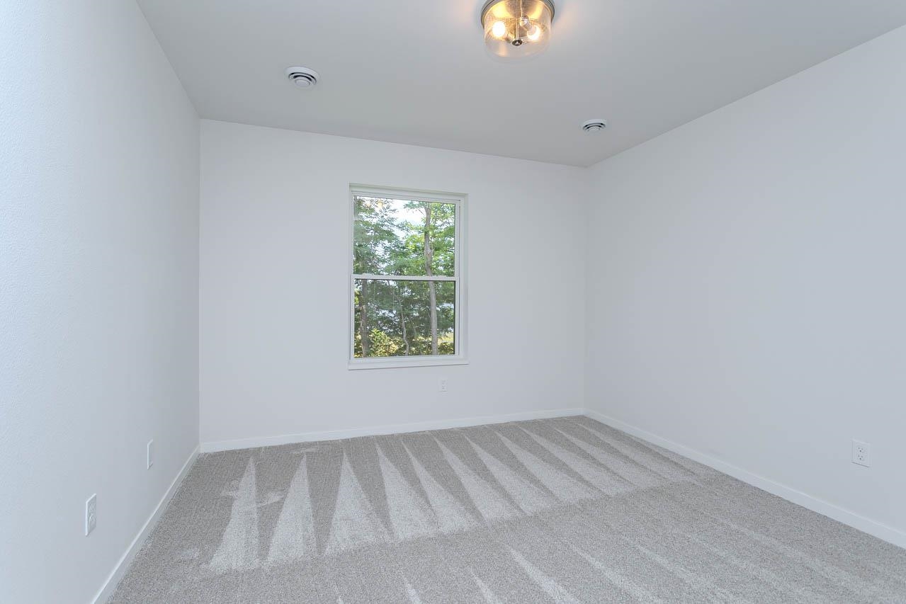 1392 PARK DRIVE, Schofield, Wisconsin 54476, 3 Bedrooms Bedrooms, 6 Rooms Rooms,2 BathroomsBathrooms,Residential,For Sale,1392 PARK DRIVE,22603513