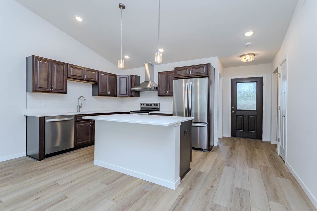 1392 PARK DRIVE, Schofield, Wisconsin 54476, 3 Bedrooms Bedrooms, 6 Rooms Rooms,2 BathroomsBathrooms,Residential,For Sale,1392 PARK DRIVE,22603513