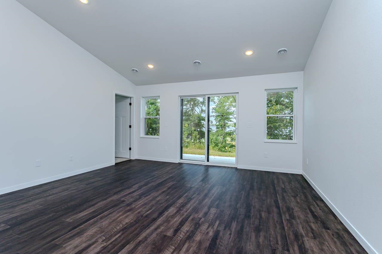 1390 PARK DRIVE, Schofield, Wisconsin 54476, 3 Bedrooms Bedrooms, 6 Rooms Rooms,2 BathroomsBathrooms,Residential,For Sale,1390 PARK DRIVE,22603514