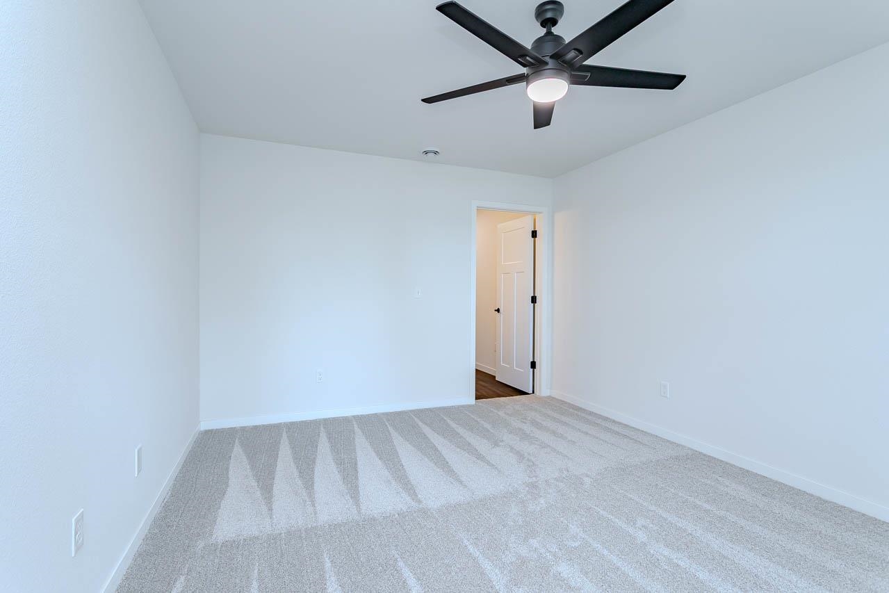 1390 PARK DRIVE, Schofield, Wisconsin 54476, 3 Bedrooms Bedrooms, 6 Rooms Rooms,2 BathroomsBathrooms,Residential,For Sale,1390 PARK DRIVE,22603514