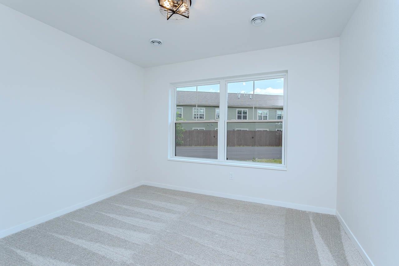 1390 PARK DRIVE, Schofield, Wisconsin 54476, 3 Bedrooms Bedrooms, 6 Rooms Rooms,2 BathroomsBathrooms,Residential,For Sale,1390 PARK DRIVE,22603514