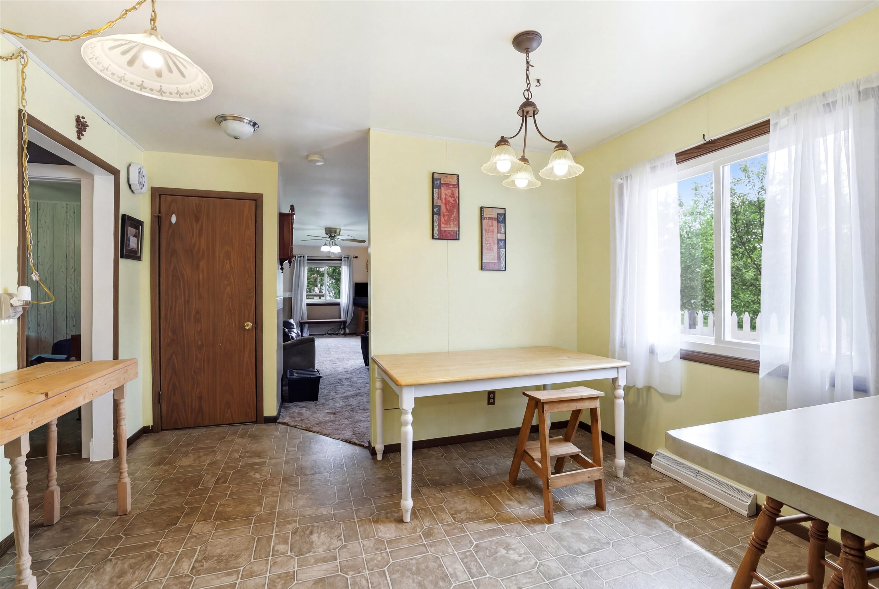 500 W WILSON AVENUE, Stevens Point, Wisconsin 54481, 5 Bedrooms Bedrooms, ,2 BathroomsBathrooms,Residential,For Sale,500 W WILSON AVENUE,22603522