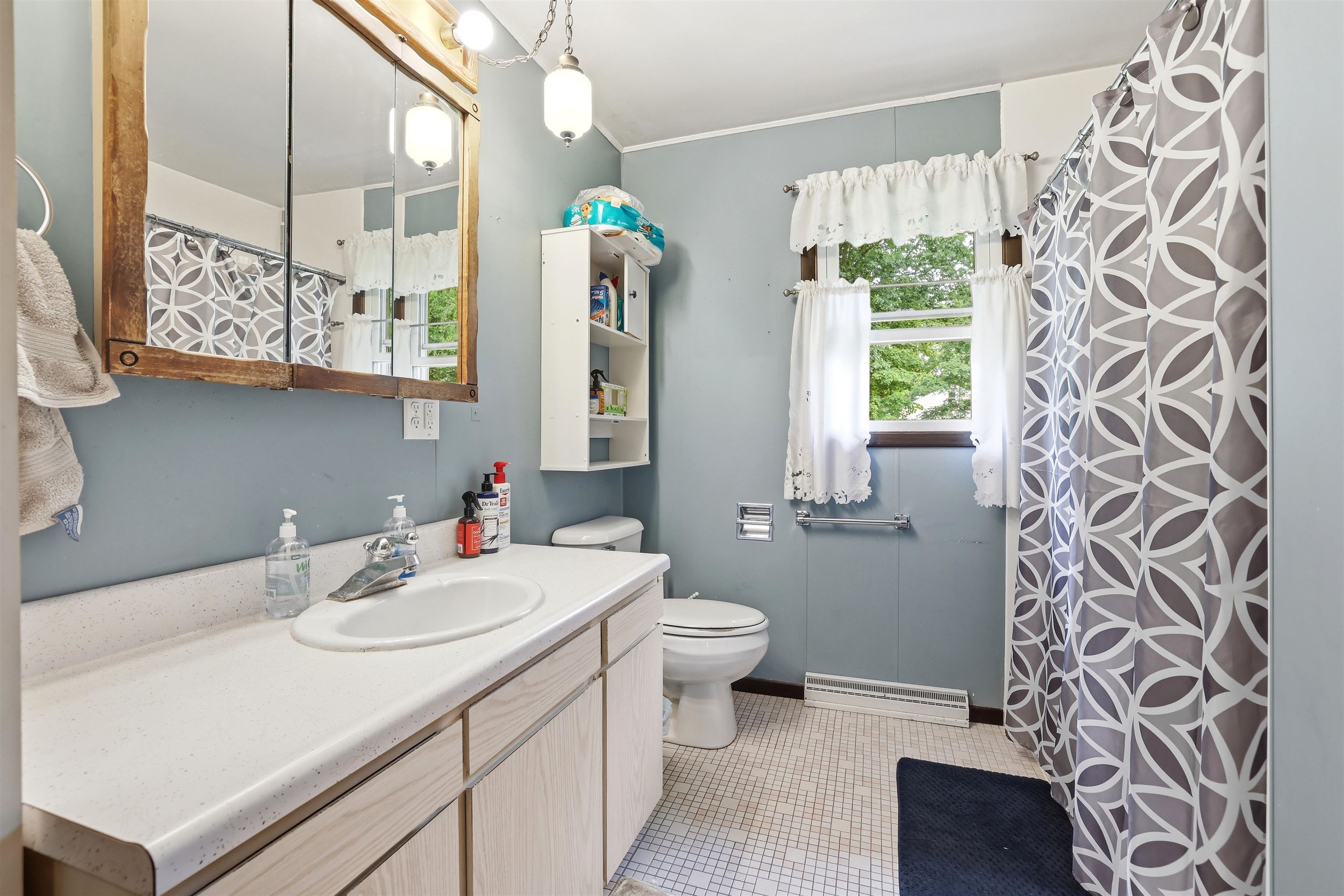 500 W WILSON AVENUE, Stevens Point, Wisconsin 54481, 5 Bedrooms Bedrooms, ,2 BathroomsBathrooms,Residential,For Sale,500 W WILSON AVENUE,22603522