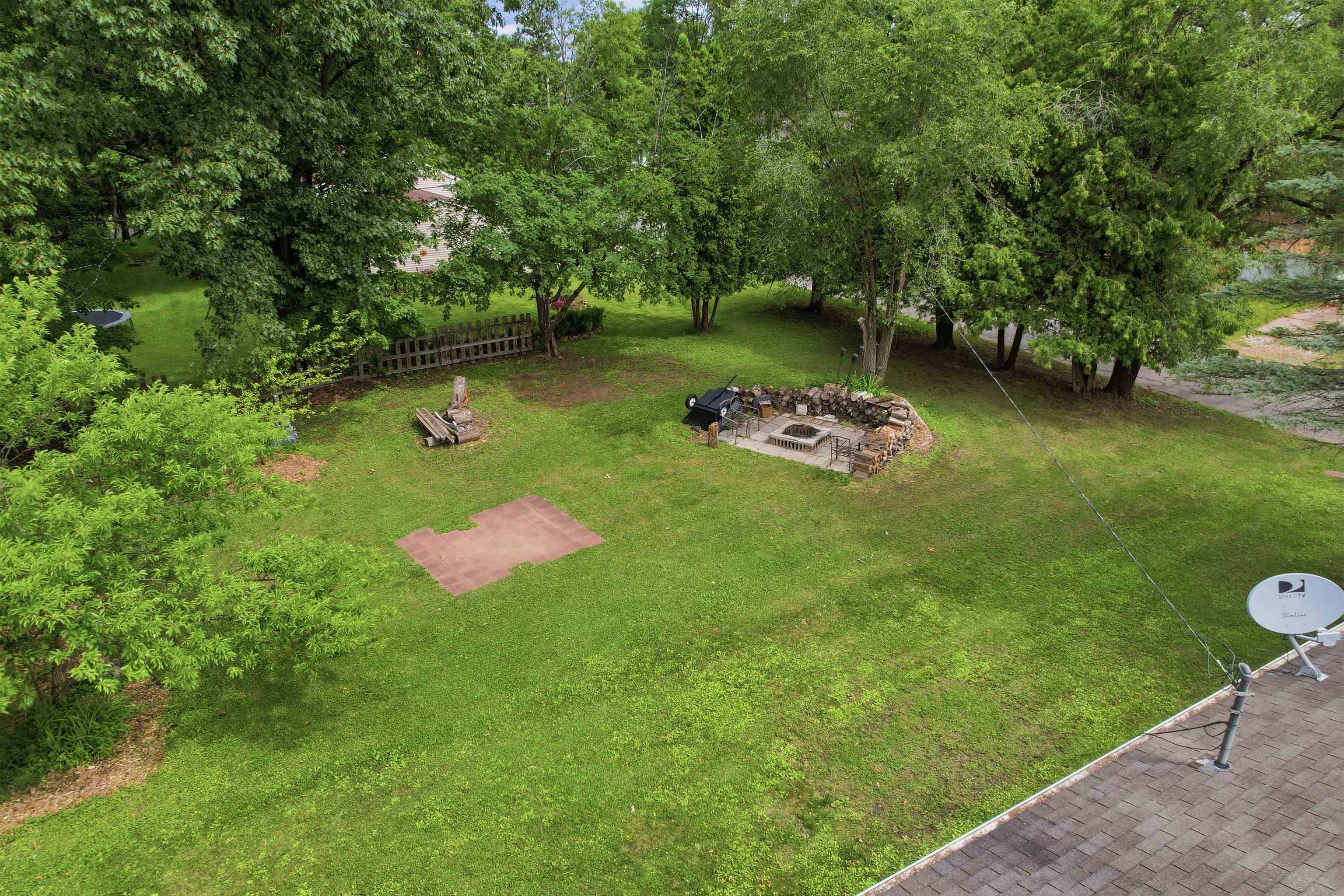 500 W WILSON AVENUE, Stevens Point, Wisconsin 54481, 5 Bedrooms Bedrooms, ,2 BathroomsBathrooms,Residential,For Sale,500 W WILSON AVENUE,22603522