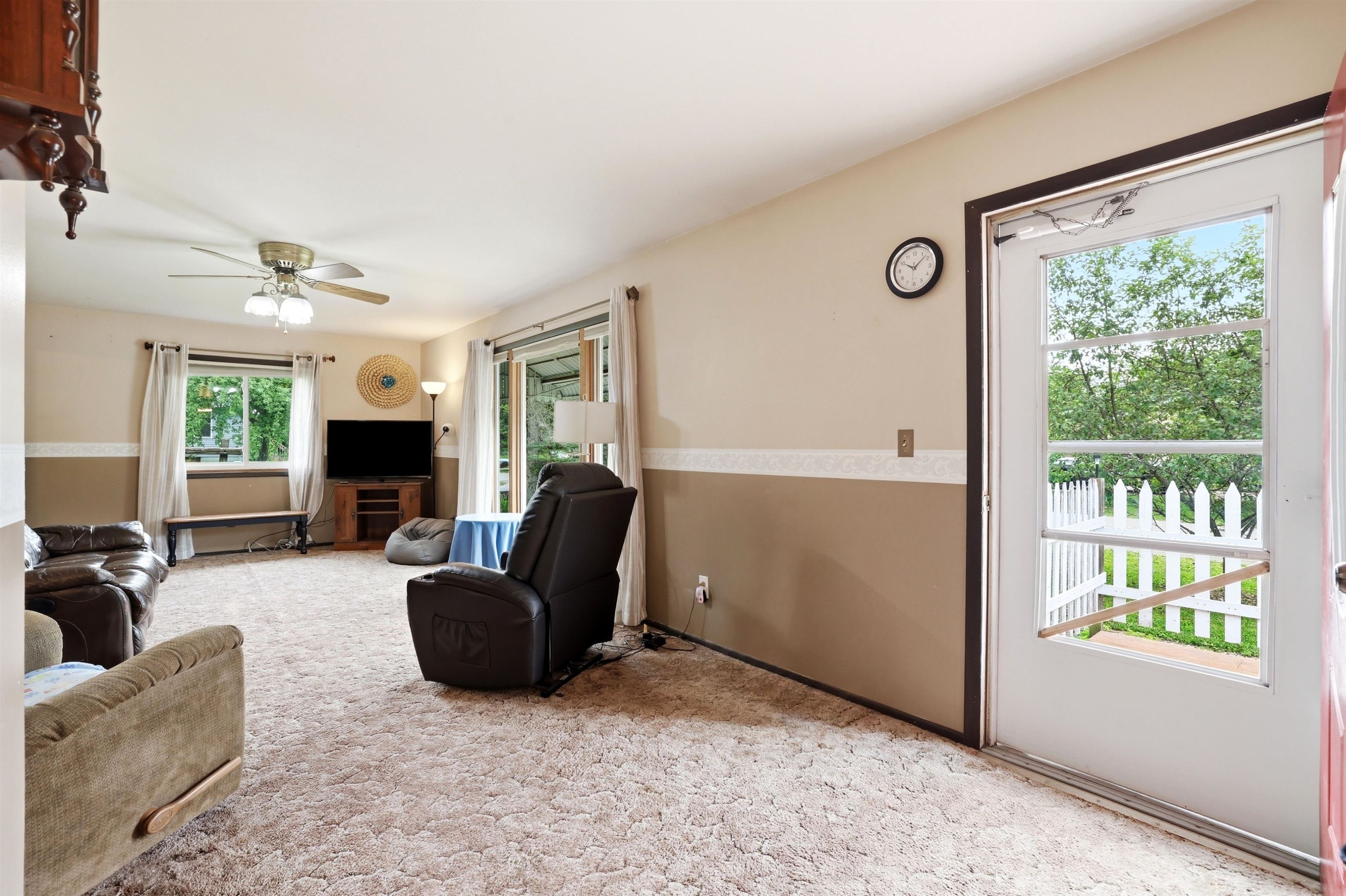 500 W WILSON AVENUE, Stevens Point, Wisconsin 54481, 5 Bedrooms Bedrooms, ,2 BathroomsBathrooms,Residential,For Sale,500 W WILSON AVENUE,22603522