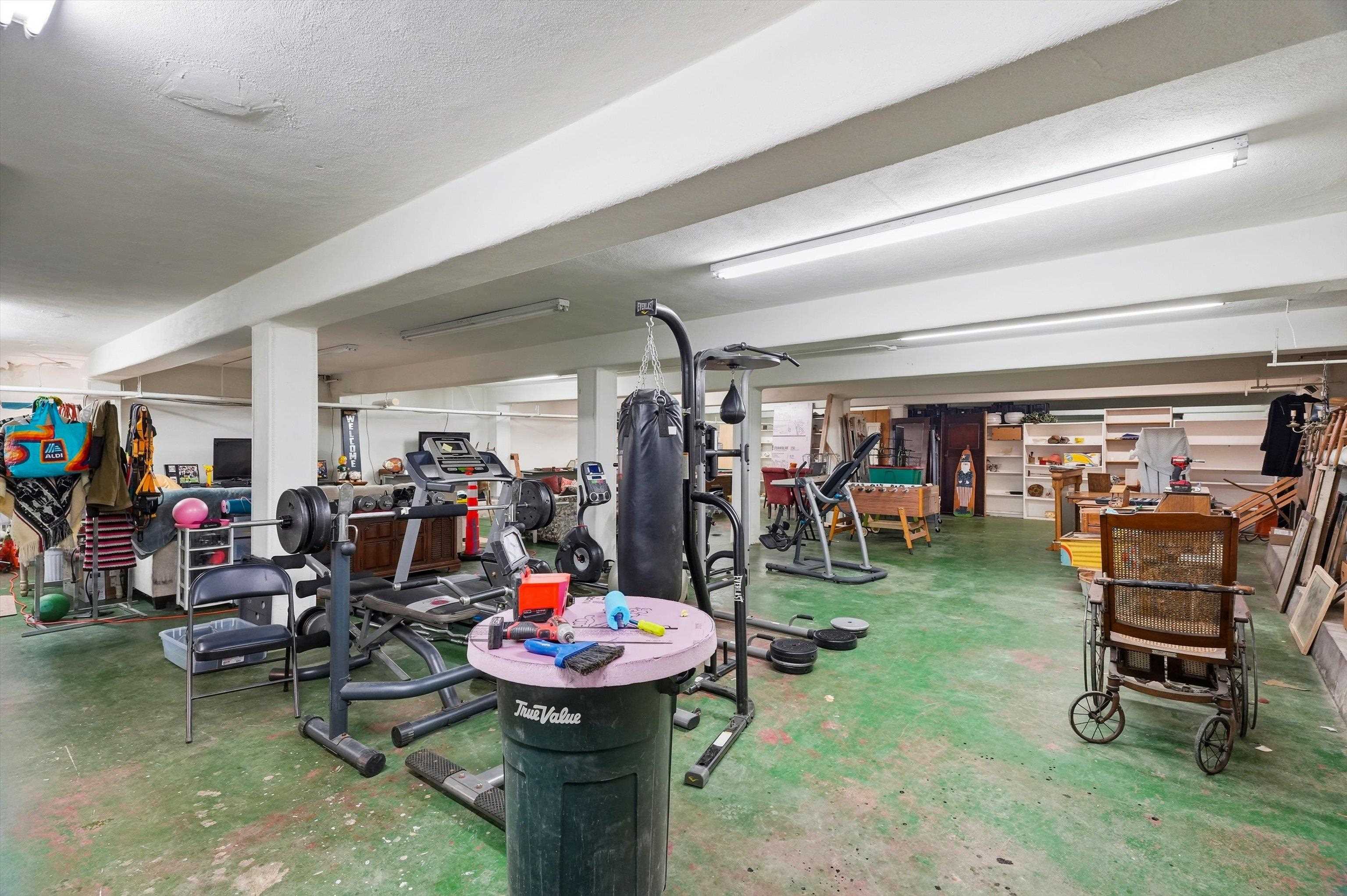 355 S CENTRAL AVENUE, Marshfield, Wisconsin 54449, ,Commercial/industrial,For Sale,355 S CENTRAL AVENUE,22603523