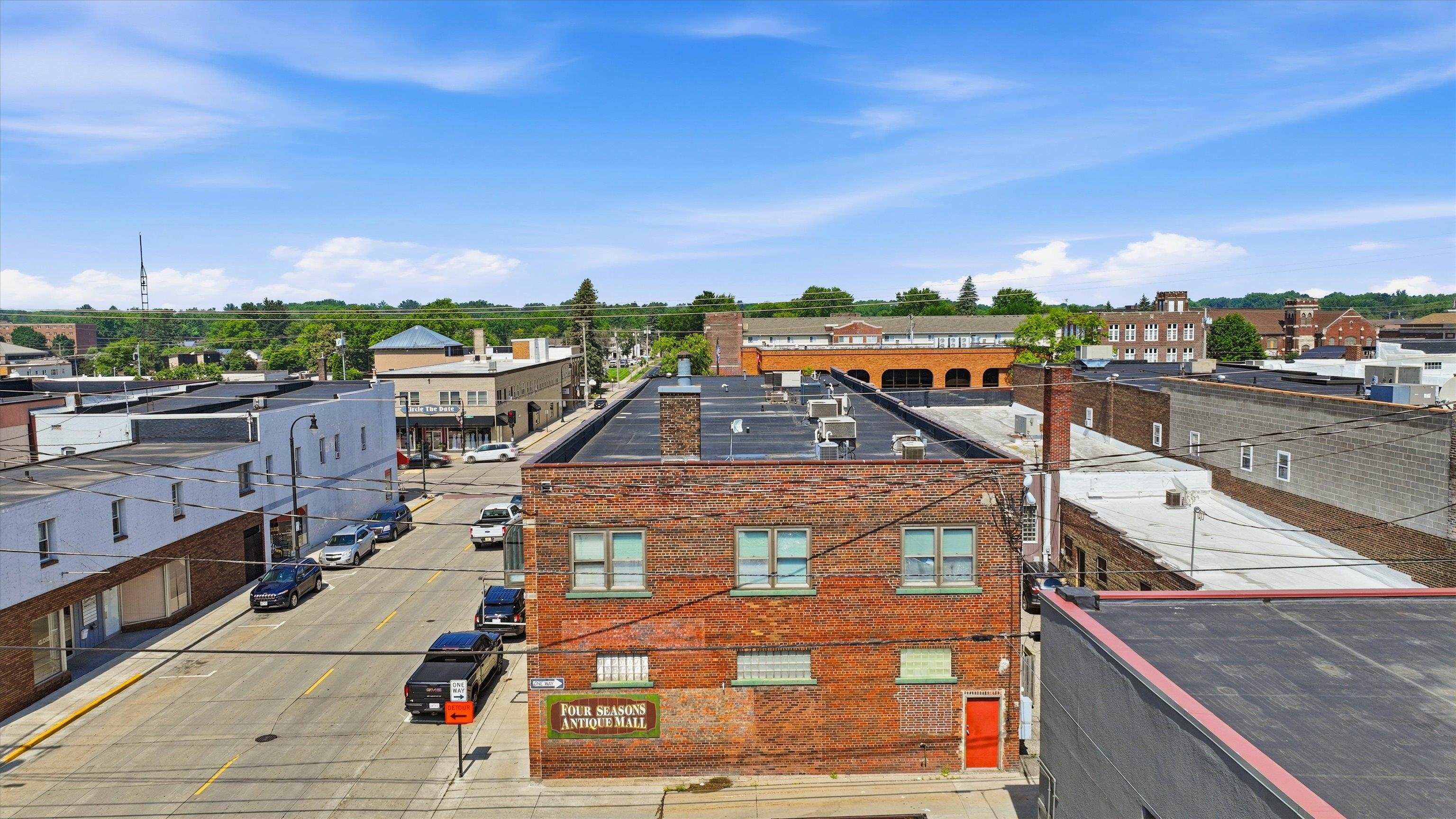 355 S CENTRAL AVENUE, Marshfield, Wisconsin 54449, ,Commercial/industrial,For Sale,355 S CENTRAL AVENUE,22603523