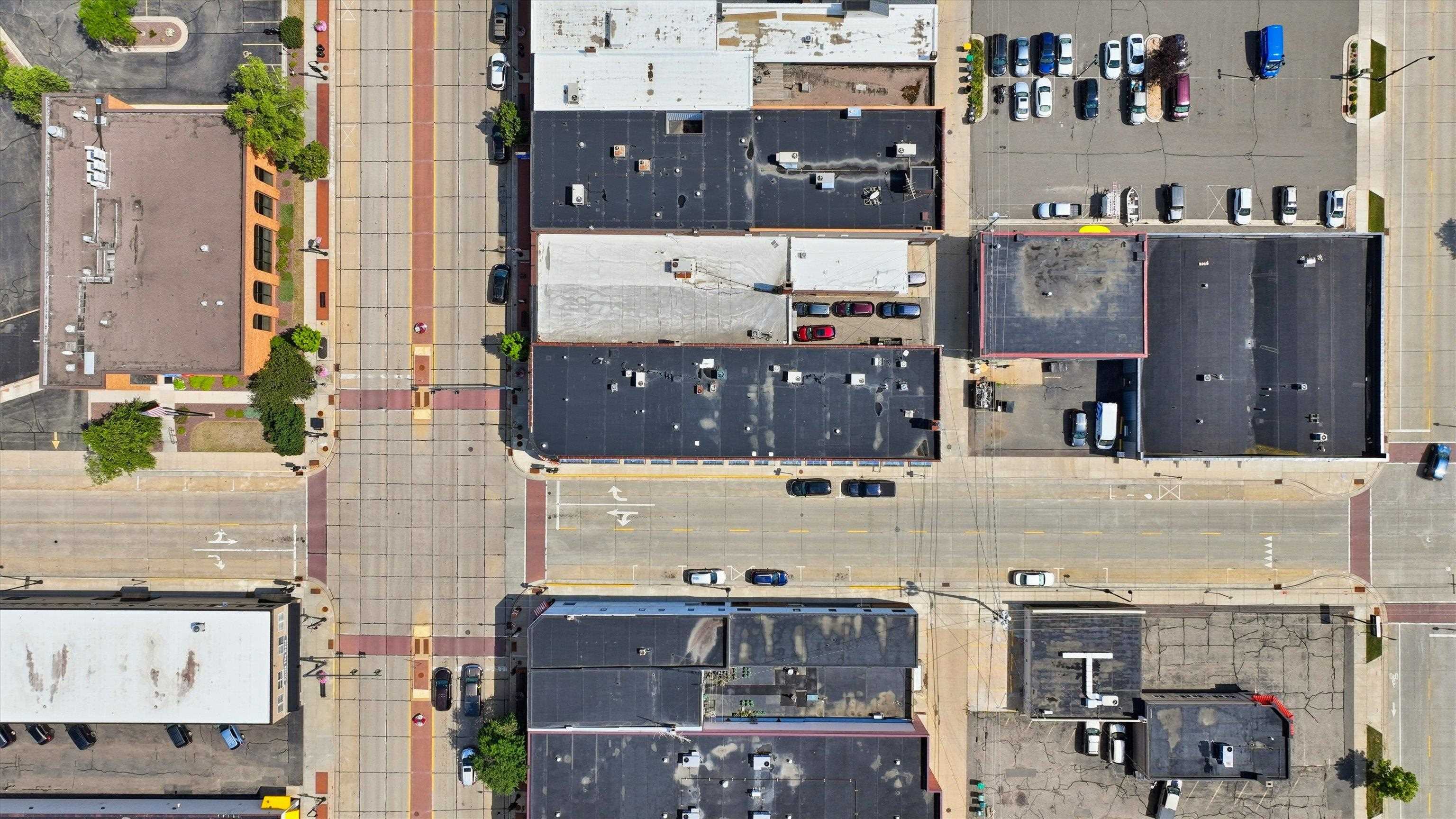 355 S CENTRAL AVENUE, Marshfield, Wisconsin 54449, ,Commercial/industrial,For Sale,355 S CENTRAL AVENUE,22603523