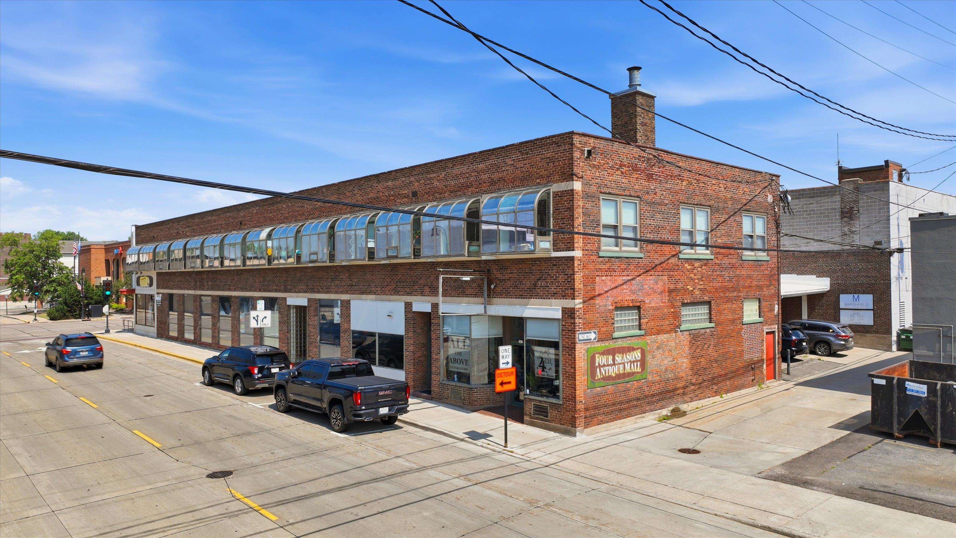 355 S CENTRAL AVENUE, Marshfield, Wisconsin 54449, ,Commercial/industrial,For Sale,355 S CENTRAL AVENUE,22603523