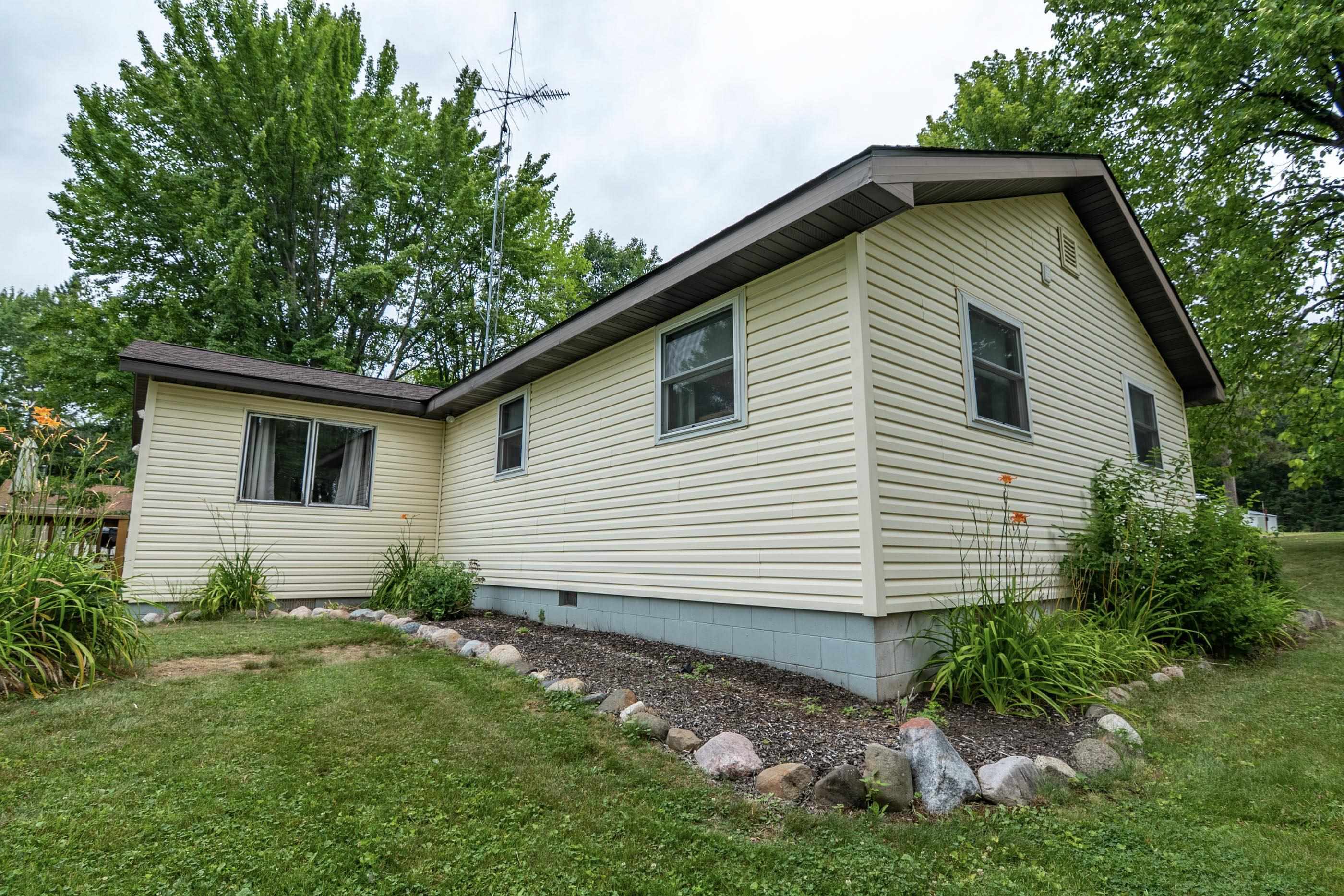 N9873 WOODLAND LANE, Phillips, Wisconsin 54555, 2 Bedrooms Bedrooms, ,1 BathroomBathrooms,Residential,For Sale,N9873 WOODLAND LANE,22603524