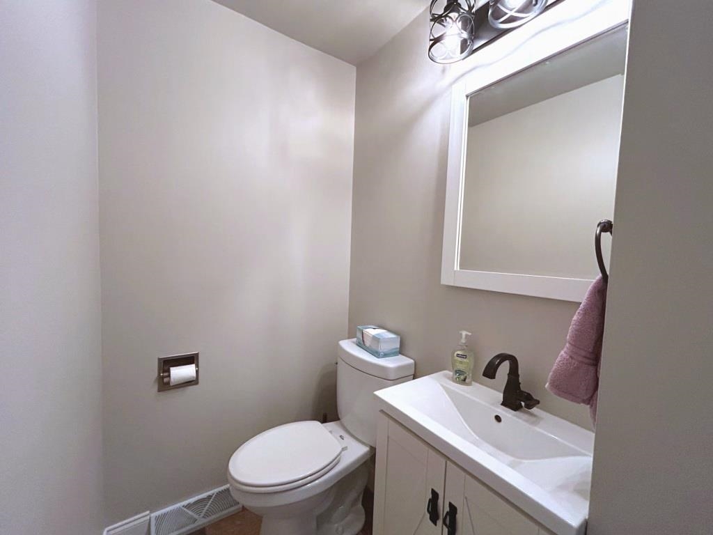 2916 LINDBERGH AVENUE, Stevens Point, Wisconsin 54481, 4 Bedrooms Bedrooms, ,1 BathroomBathrooms,Residential,For Sale,2916 LINDBERGH AVENUE,22603525