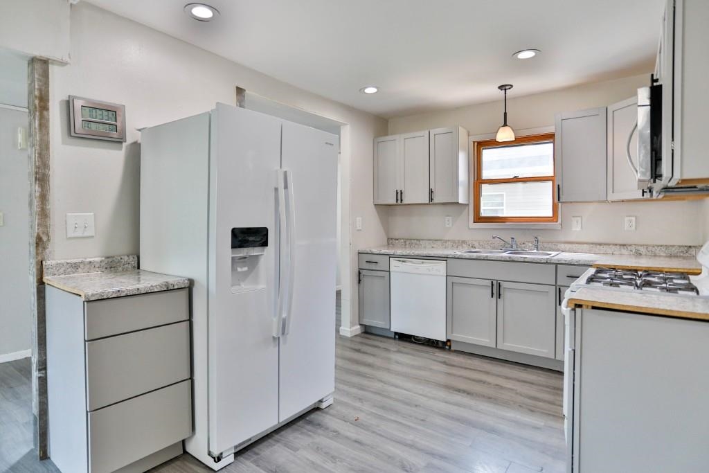 834 S 11TH AVENUE, Wausau, Wisconsin 54401, 3 Bedrooms Bedrooms, ,2 BathroomsBathrooms,Residential,For Sale,834 S 11TH AVENUE,22603526