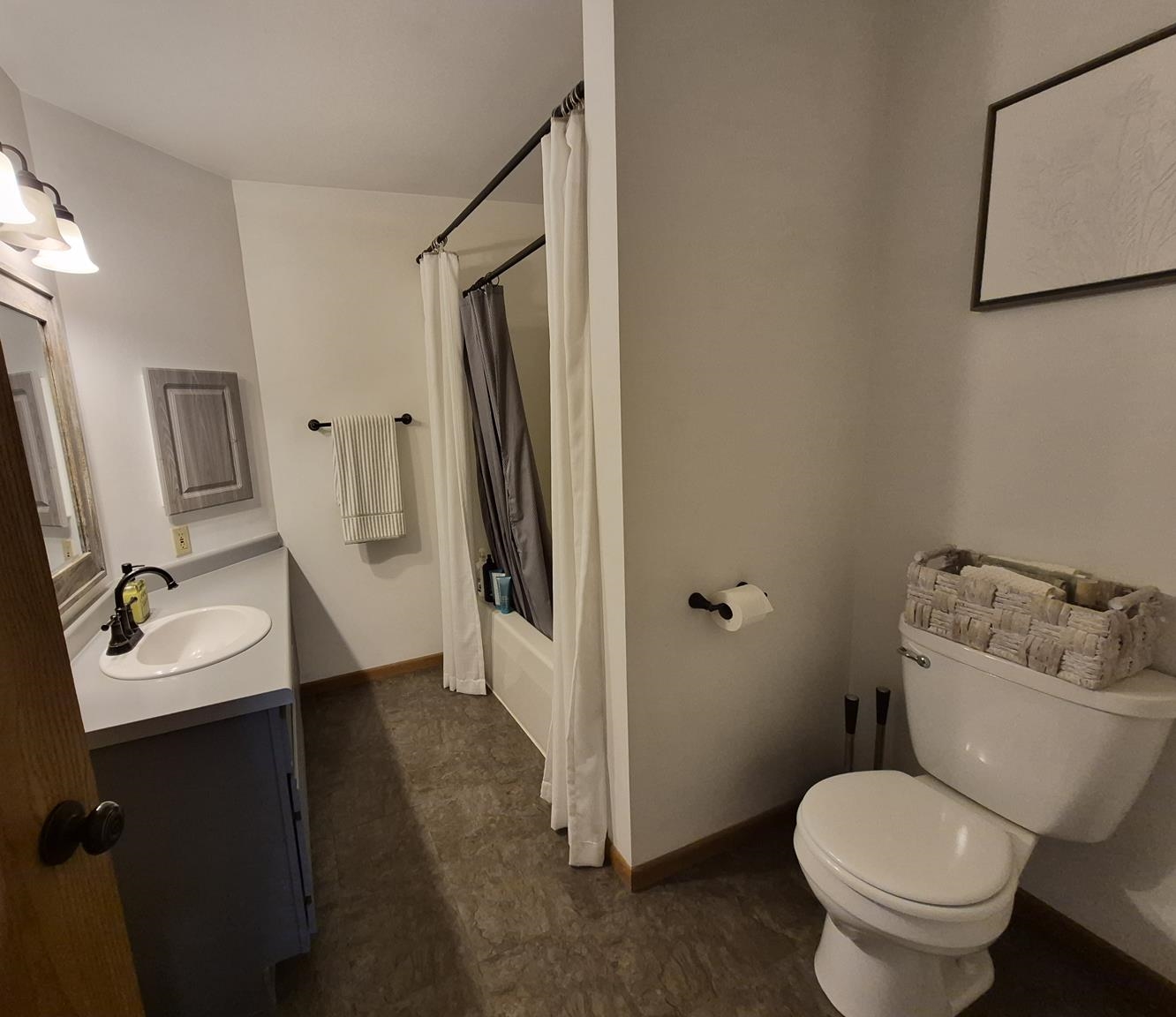 1408-1410 N ADAMS AVENUE, Marshfield, Wisconsin 54449, 2 Bedrooms Bedrooms, 6 Rooms Rooms,2 BathroomsBathrooms,Multi-family,For Sale,1408-1410 N ADAMS AVENUE,22603528