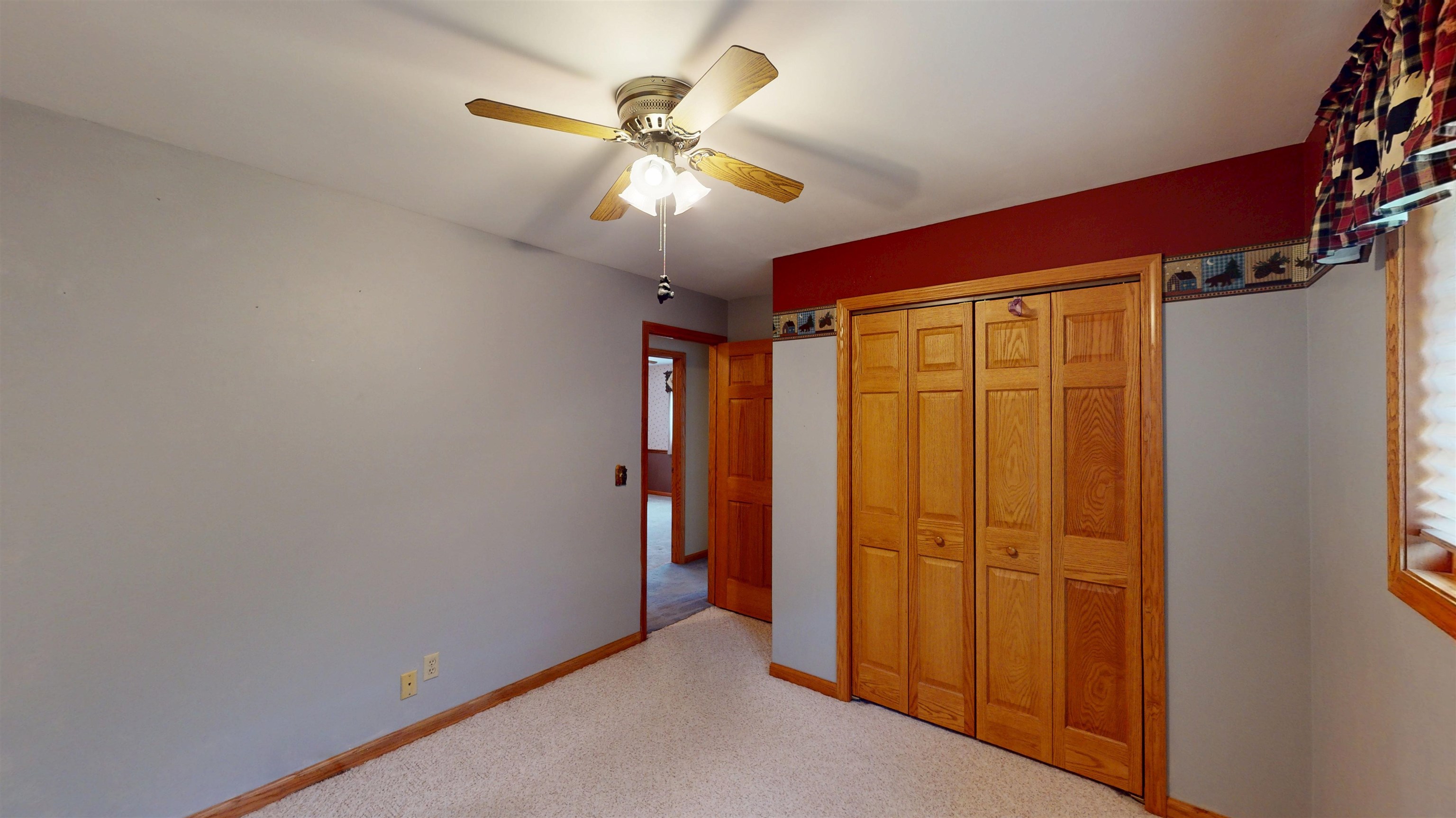 2711 S WASHINGTON AVENUE, Marshfield, Wisconsin 54449, 3 Bedrooms Bedrooms, ,1 BathroomBathrooms,Residential,For Sale,2711 S WASHINGTON AVENUE,22603531