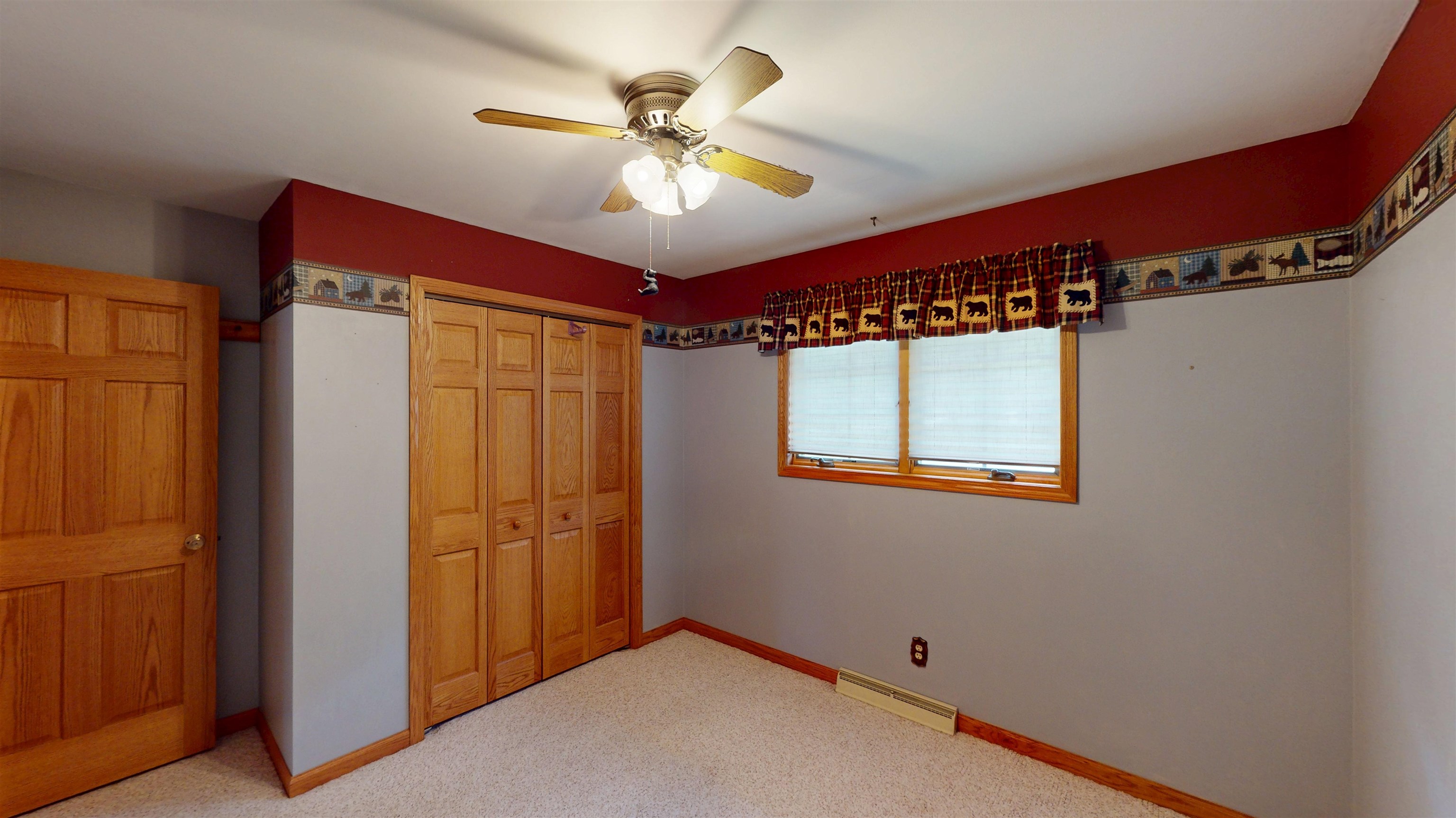 2711 S WASHINGTON AVENUE, Marshfield, Wisconsin 54449, 3 Bedrooms Bedrooms, ,1 BathroomBathrooms,Residential,For Sale,2711 S WASHINGTON AVENUE,22603531