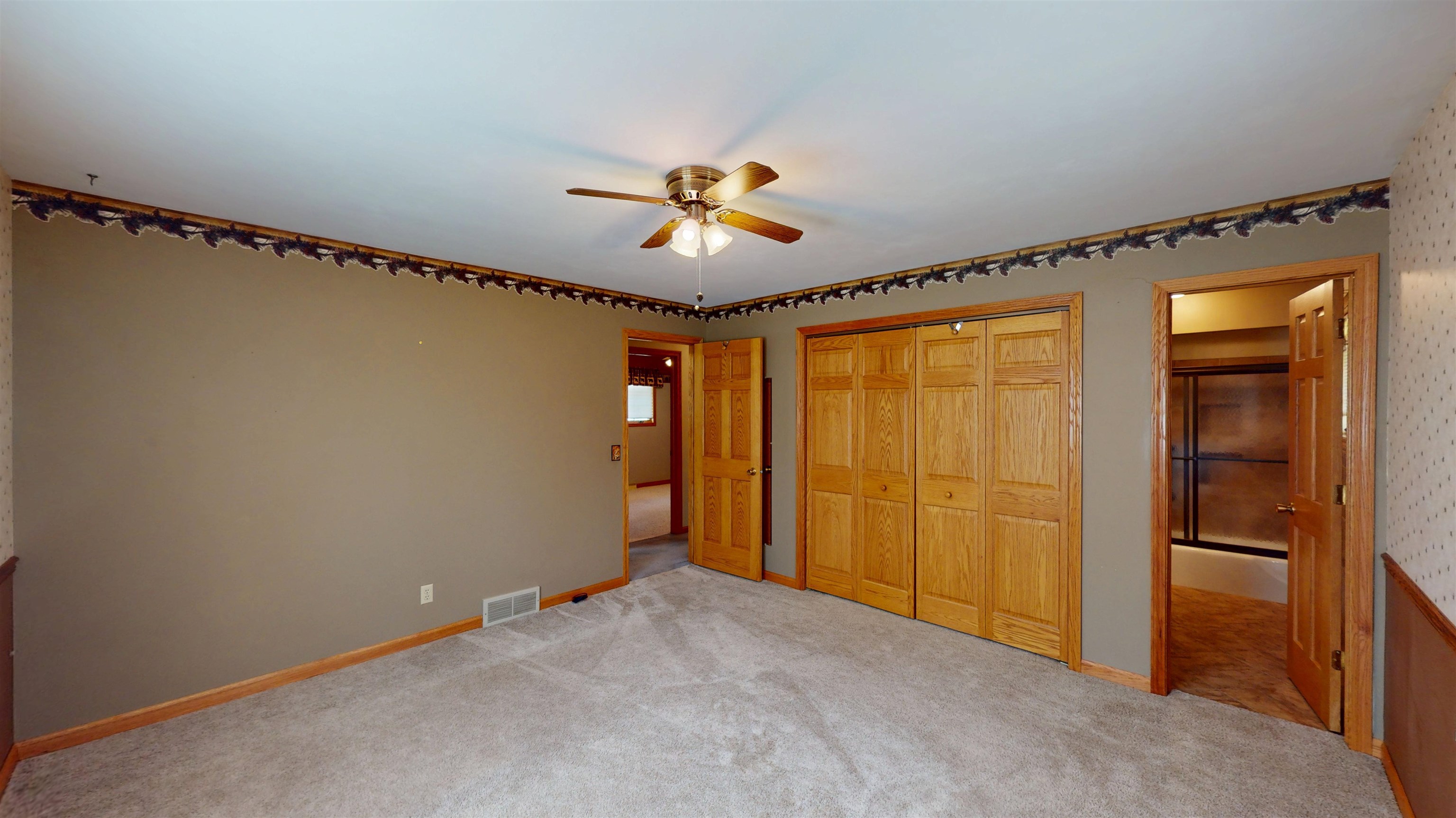 2711 S WASHINGTON AVENUE, Marshfield, Wisconsin 54449, 3 Bedrooms Bedrooms, ,1 BathroomBathrooms,Residential,For Sale,2711 S WASHINGTON AVENUE,22603531