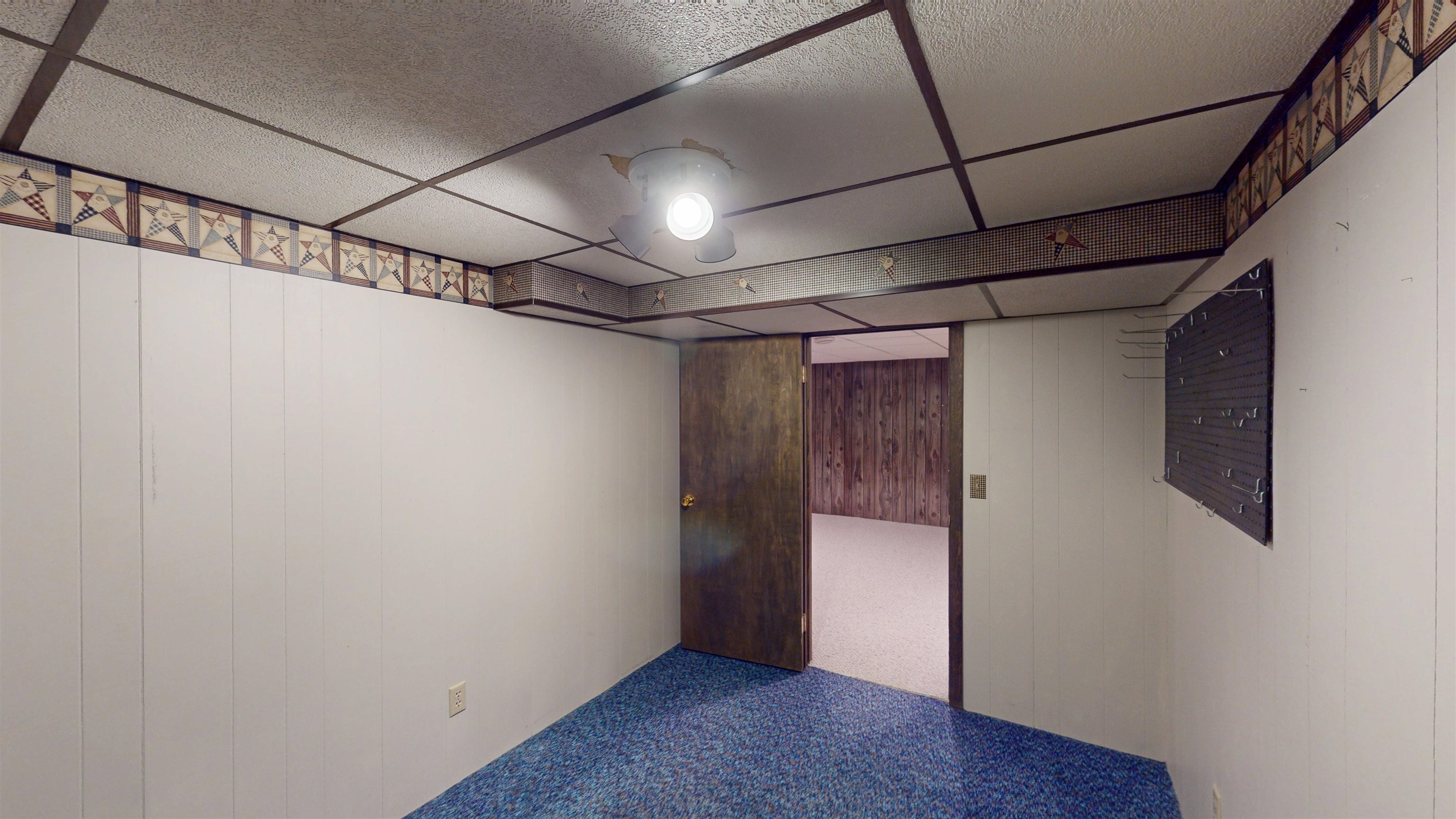 2711 S WASHINGTON AVENUE, Marshfield, Wisconsin 54449, 3 Bedrooms Bedrooms, ,1 BathroomBathrooms,Residential,For Sale,2711 S WASHINGTON AVENUE,22603531