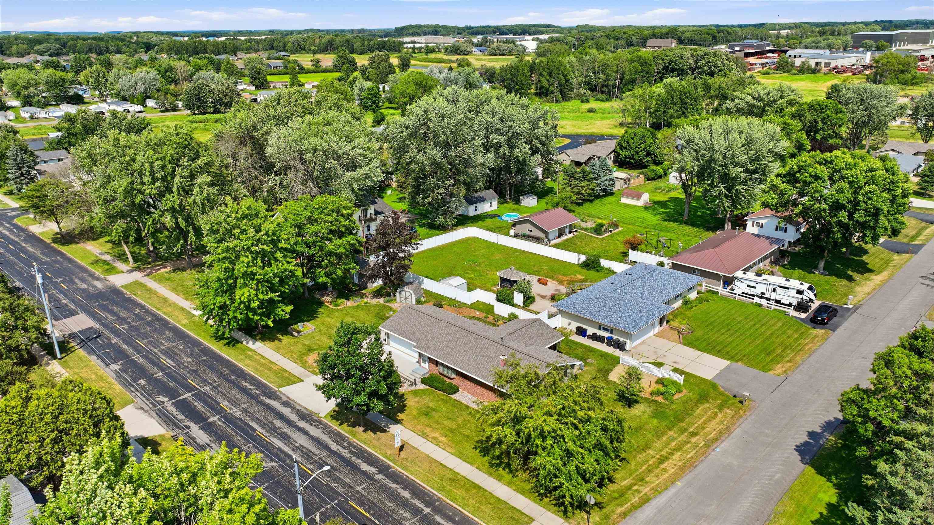 2711 S WASHINGTON AVENUE, Marshfield, Wisconsin 54449, 3 Bedrooms Bedrooms, ,1 BathroomBathrooms,Residential,For Sale,2711 S WASHINGTON AVENUE,22603531