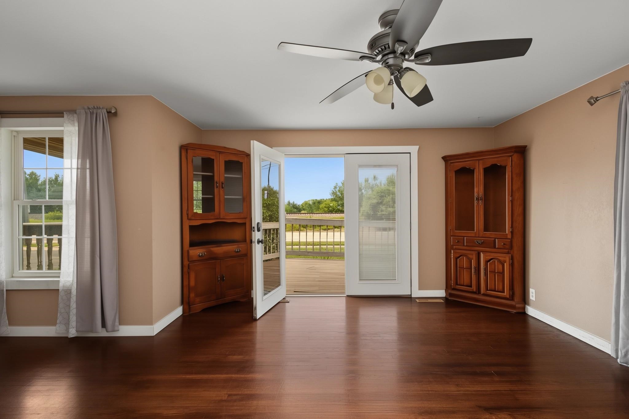 5886 MAIN STREET, Auburndale, Wisconsin 54412, 2 Bedrooms Bedrooms, ,1 BathroomBathrooms,Residential,For Sale,5886 MAIN STREET,22603534
