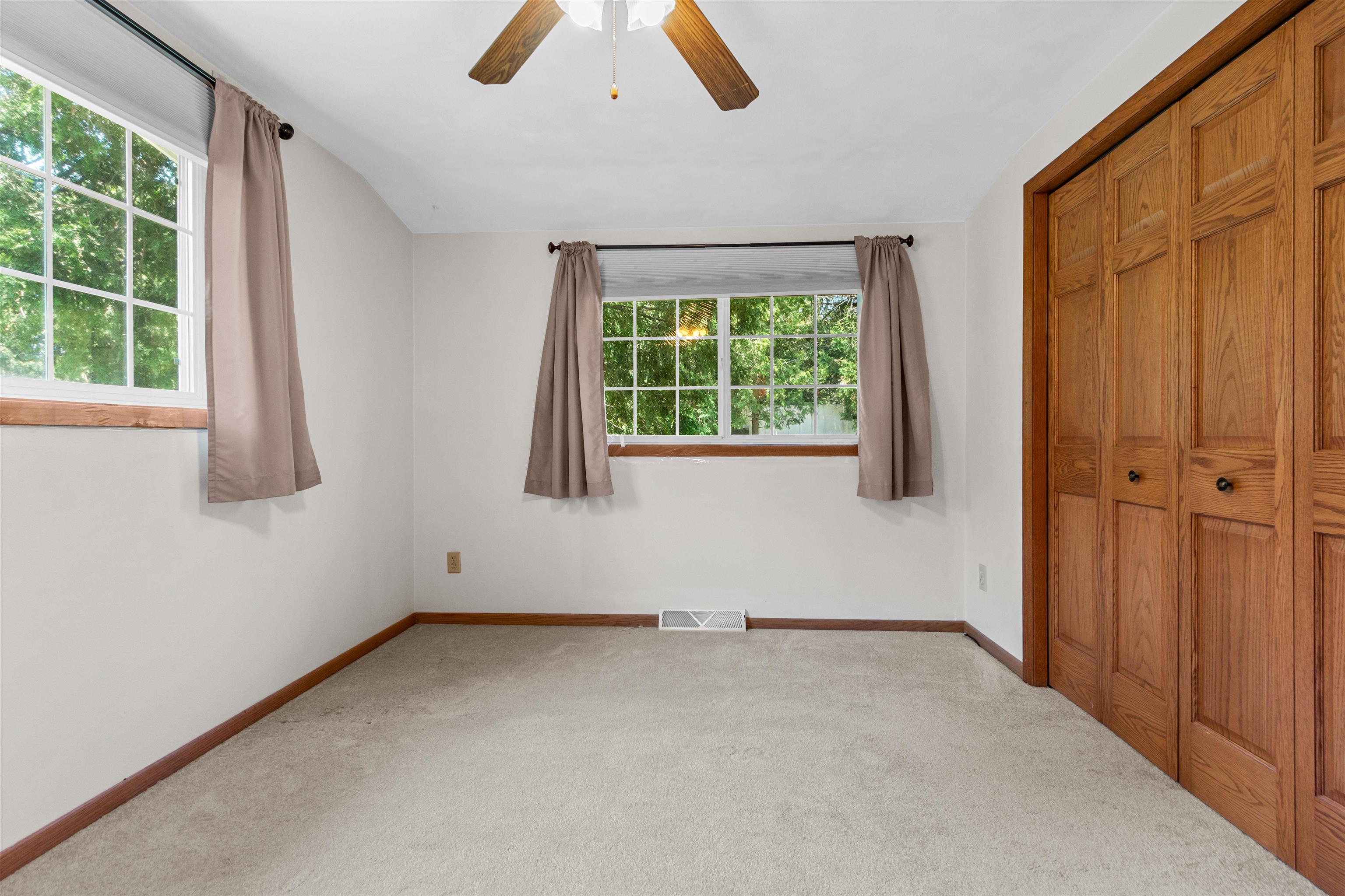 3021 KATHERINE CIRCLE, Plover, Wisconsin 54467, 3 Bedrooms Bedrooms, ,1 BathroomBathrooms,Residential,For Sale,3021 KATHERINE CIRCLE,22603536