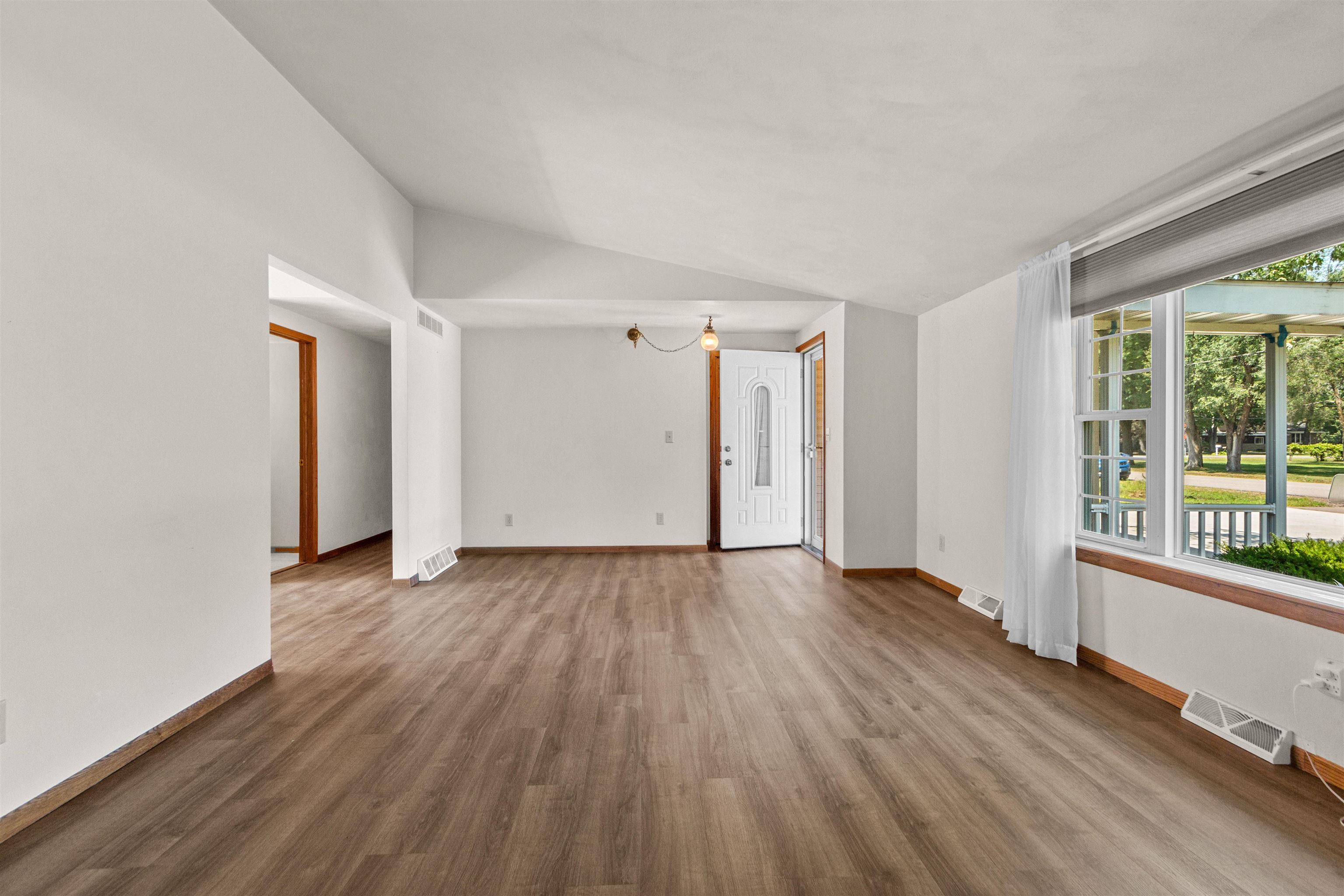 3021 KATHERINE CIRCLE, Plover, Wisconsin 54467, 3 Bedrooms Bedrooms, ,1 BathroomBathrooms,Residential,For Sale,3021 KATHERINE CIRCLE,22603536