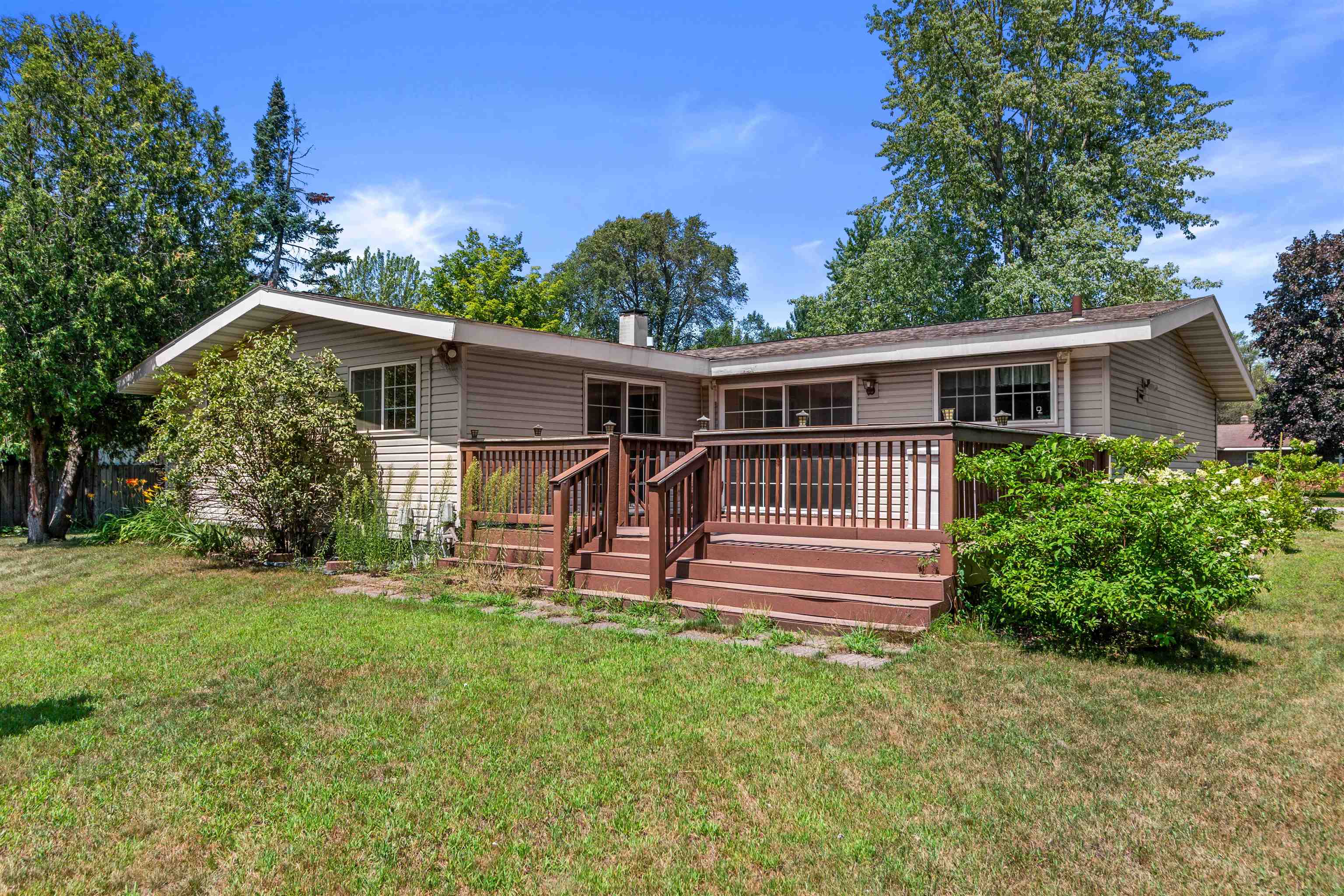 3021 KATHERINE CIRCLE, Plover, Wisconsin 54467, 3 Bedrooms Bedrooms, ,1 BathroomBathrooms,Residential,For Sale,3021 KATHERINE CIRCLE,22603536