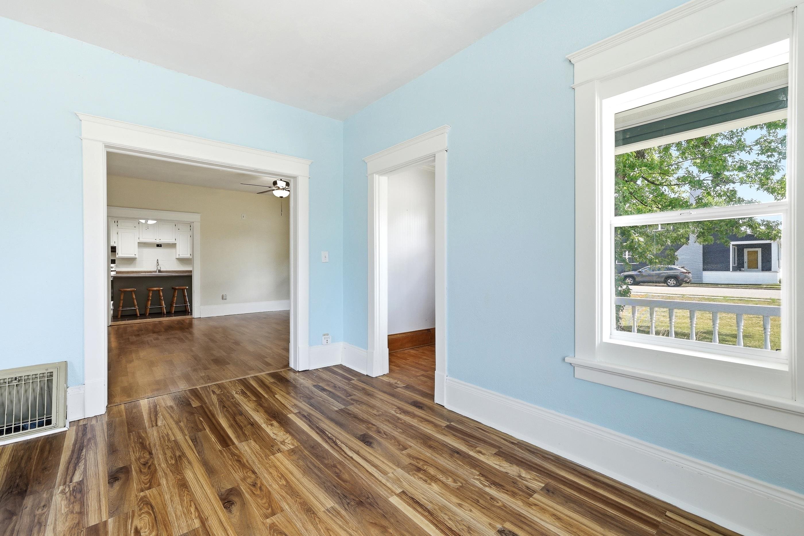 431 9TH STREET SOUTH, Wisconsin Rapids, Wisconsin 54494, 4 Bedrooms Bedrooms, ,2 BathroomsBathrooms,Residential,For Sale,431 9TH STREET SOUTH,22603537