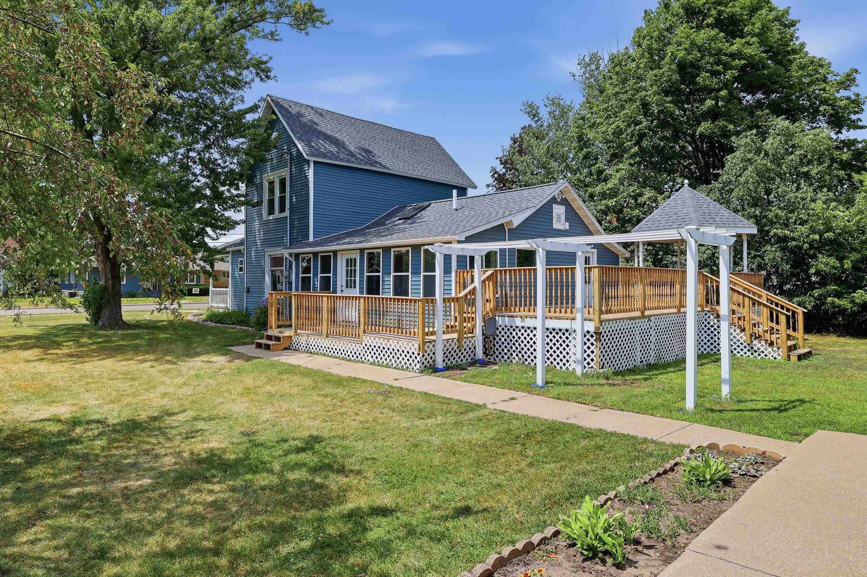 431 9TH STREET SOUTH, Wisconsin Rapids, Wisconsin 54494, 4 Bedrooms Bedrooms, ,2 BathroomsBathrooms,Residential,For Sale,431 9TH STREET SOUTH,22603537