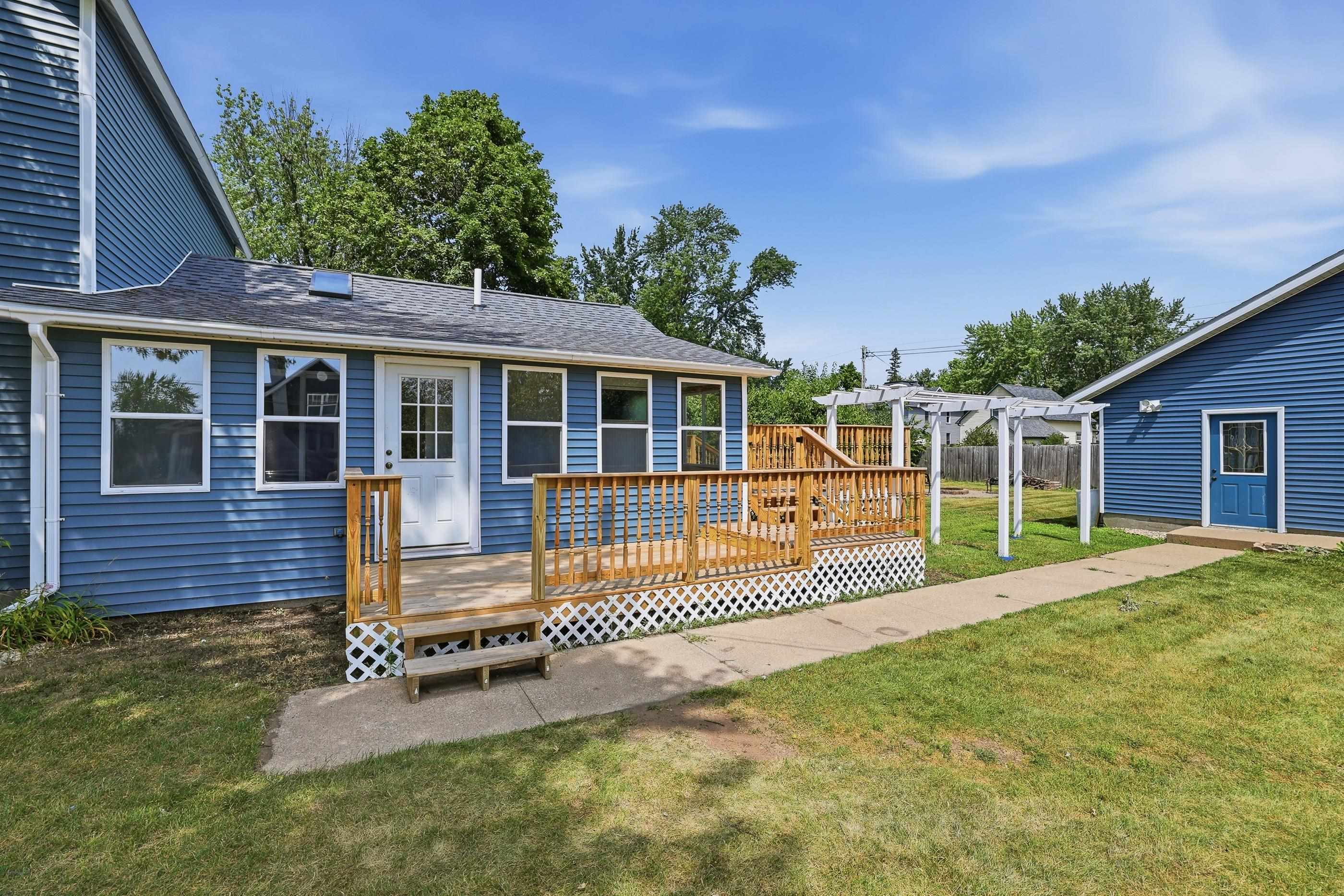 431 9TH STREET SOUTH, Wisconsin Rapids, Wisconsin 54494, 4 Bedrooms Bedrooms, ,2 BathroomsBathrooms,Residential,For Sale,431 9TH STREET SOUTH,22603537