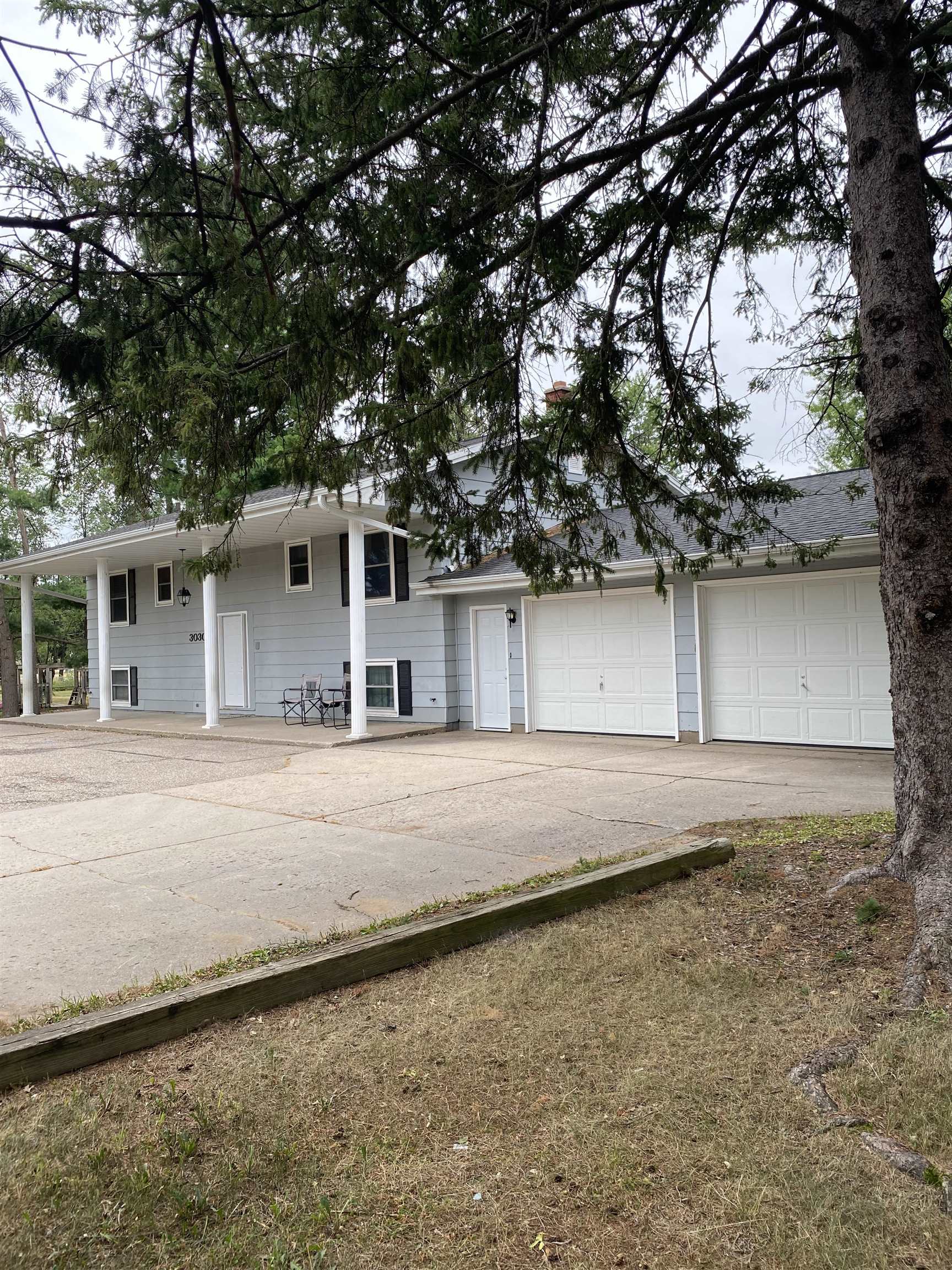 3030 S 13TH STREET, Wisconsin Rapids, Wisconsin 54494, 5 Bedrooms Bedrooms, ,2 BathroomsBathrooms,Residential,For Sale,3030 S 13TH STREET,22603538