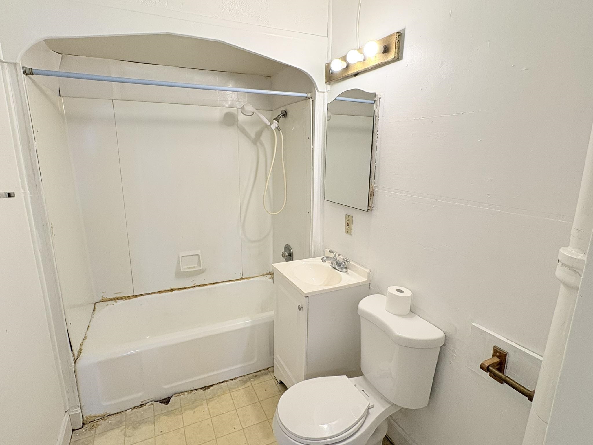 2261 W GRAND AVENUE, Wisconsin Rapids, Wisconsin 54495, 2 Bedrooms Bedrooms, ,1 BathroomBathrooms,Residential,For Sale,2261 W GRAND AVENUE,22603544