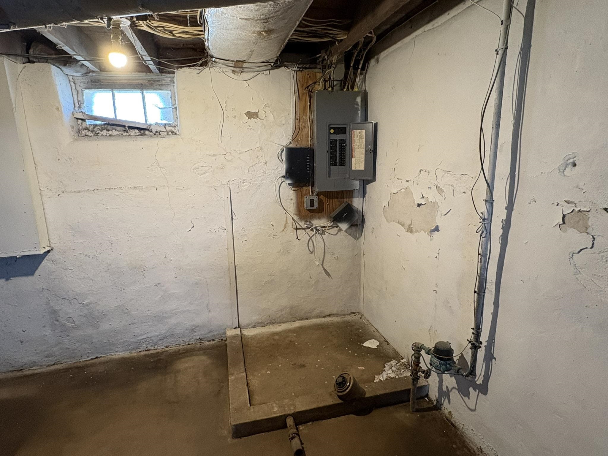 2261 W GRAND AVENUE, Wisconsin Rapids, Wisconsin 54495, 2 Bedrooms Bedrooms, ,1 BathroomBathrooms,Residential,For Sale,2261 W GRAND AVENUE,22603544