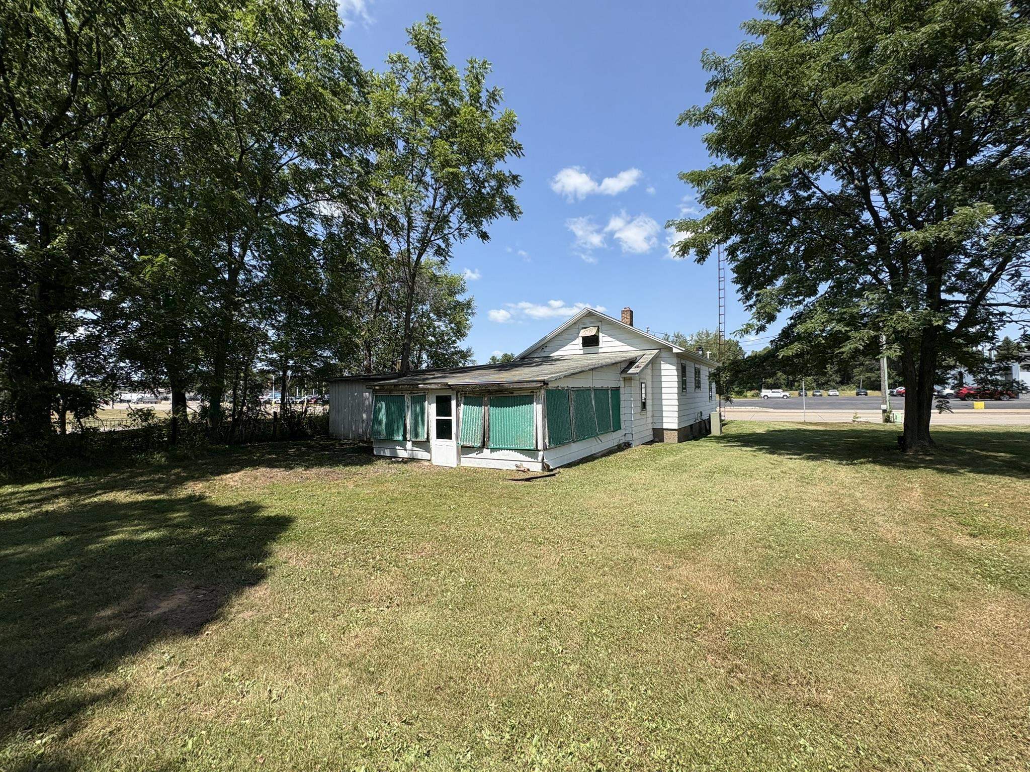 2261 W GRAND AVENUE, Wisconsin Rapids, Wisconsin 54495, 2 Bedrooms Bedrooms, ,1 BathroomBathrooms,Residential,For Sale,2261 W GRAND AVENUE,22603544
