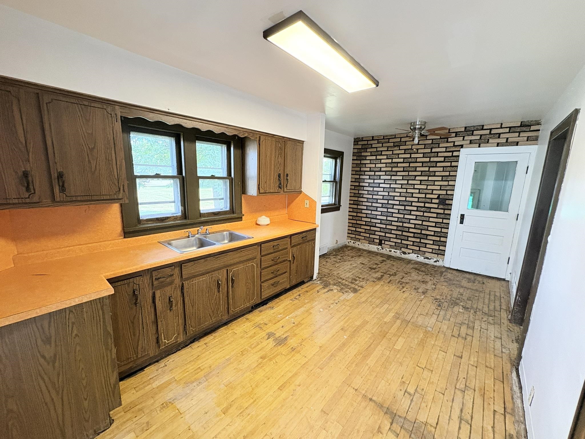 2261 W GRAND AVENUE, Wisconsin Rapids, Wisconsin 54495, 2 Bedrooms Bedrooms, ,1 BathroomBathrooms,Residential,For Sale,2261 W GRAND AVENUE,22603544